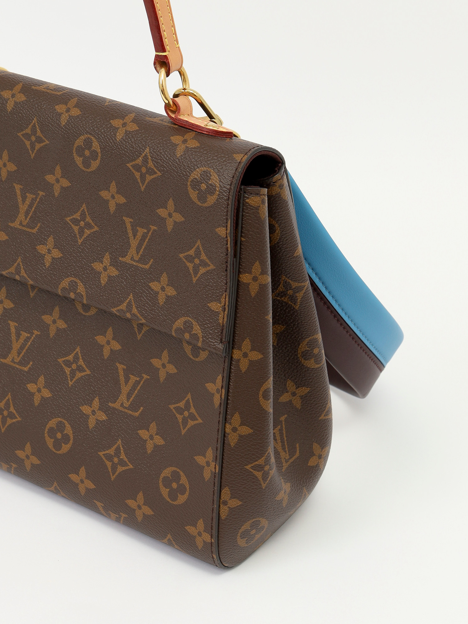 Сумки Louis Vuitton Cluny изображение #7