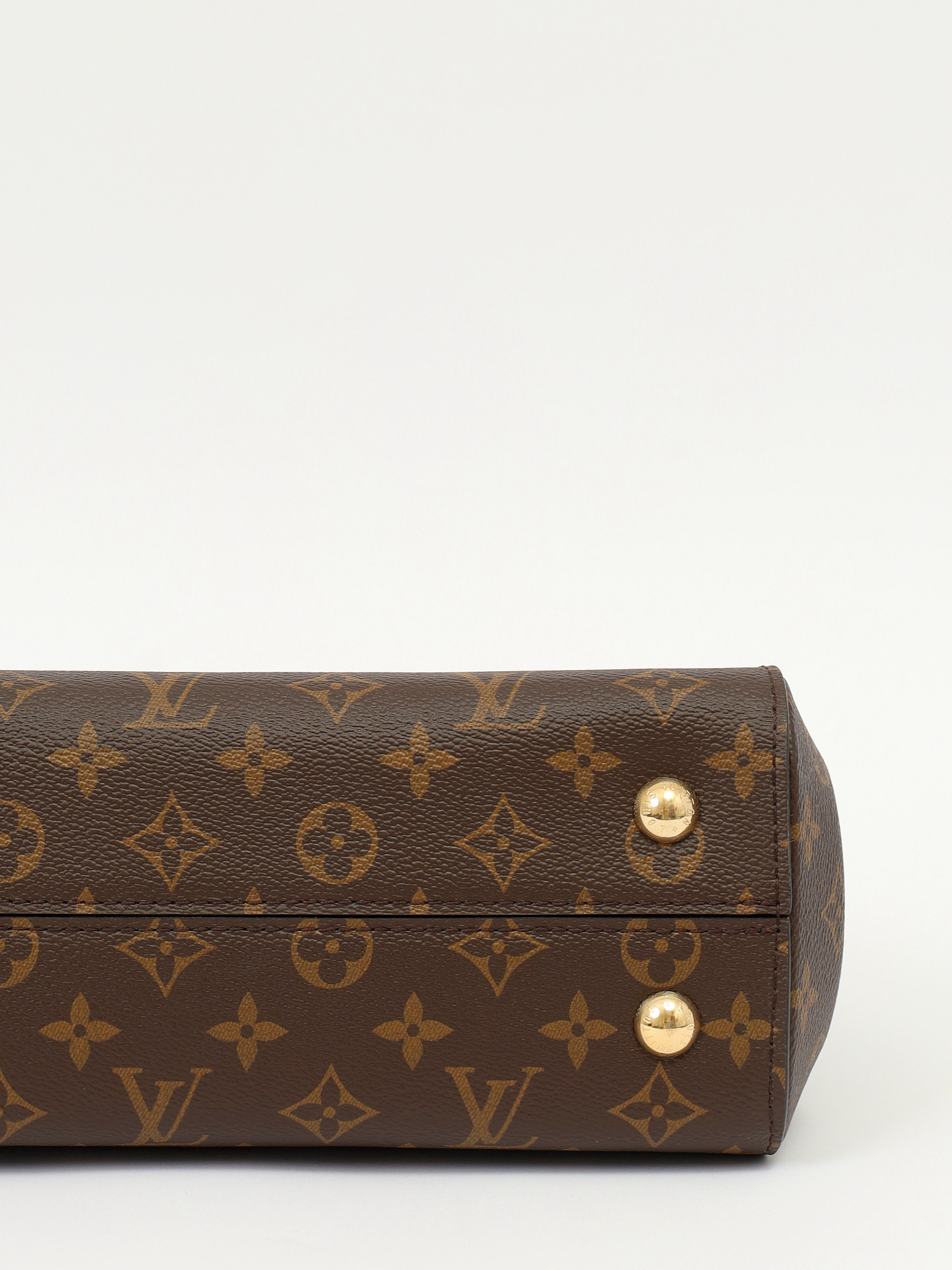 Сумки Louis Vuitton Cluny изображение #9
