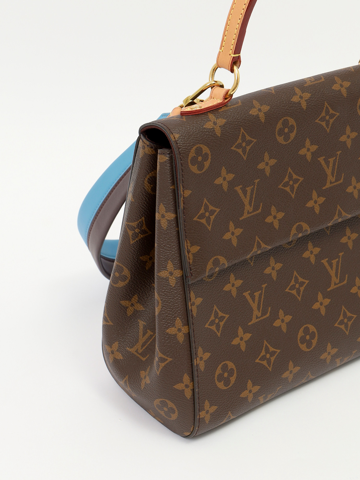Сумки Louis Vuitton Cluny изображение #6