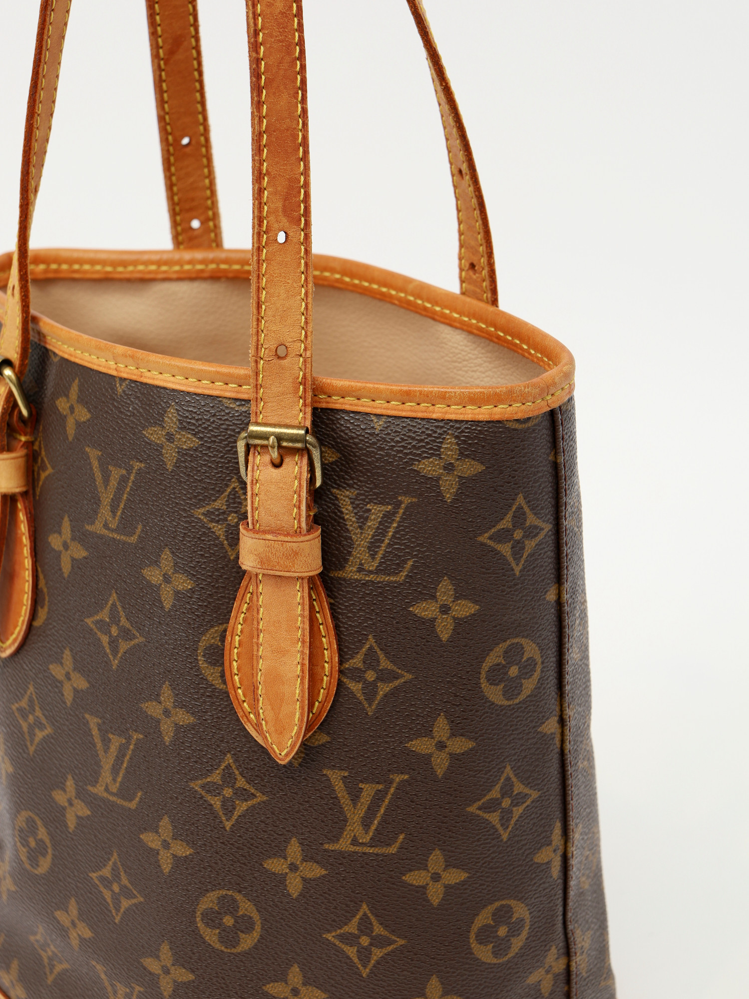 Сумки Louis Vuitton Petit Bucket изображение #6