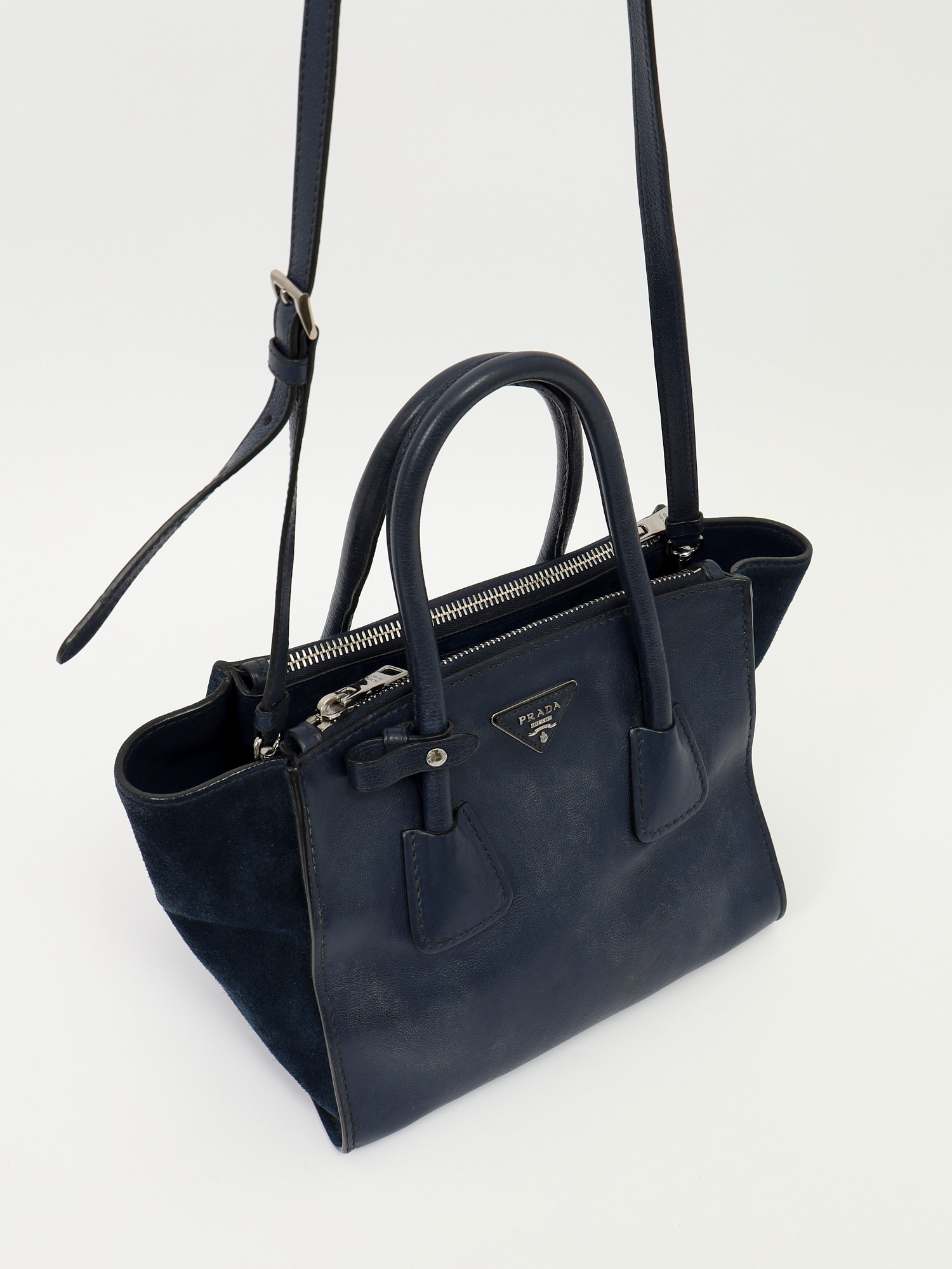 Сумки Prada Twin Pocket изображение #5