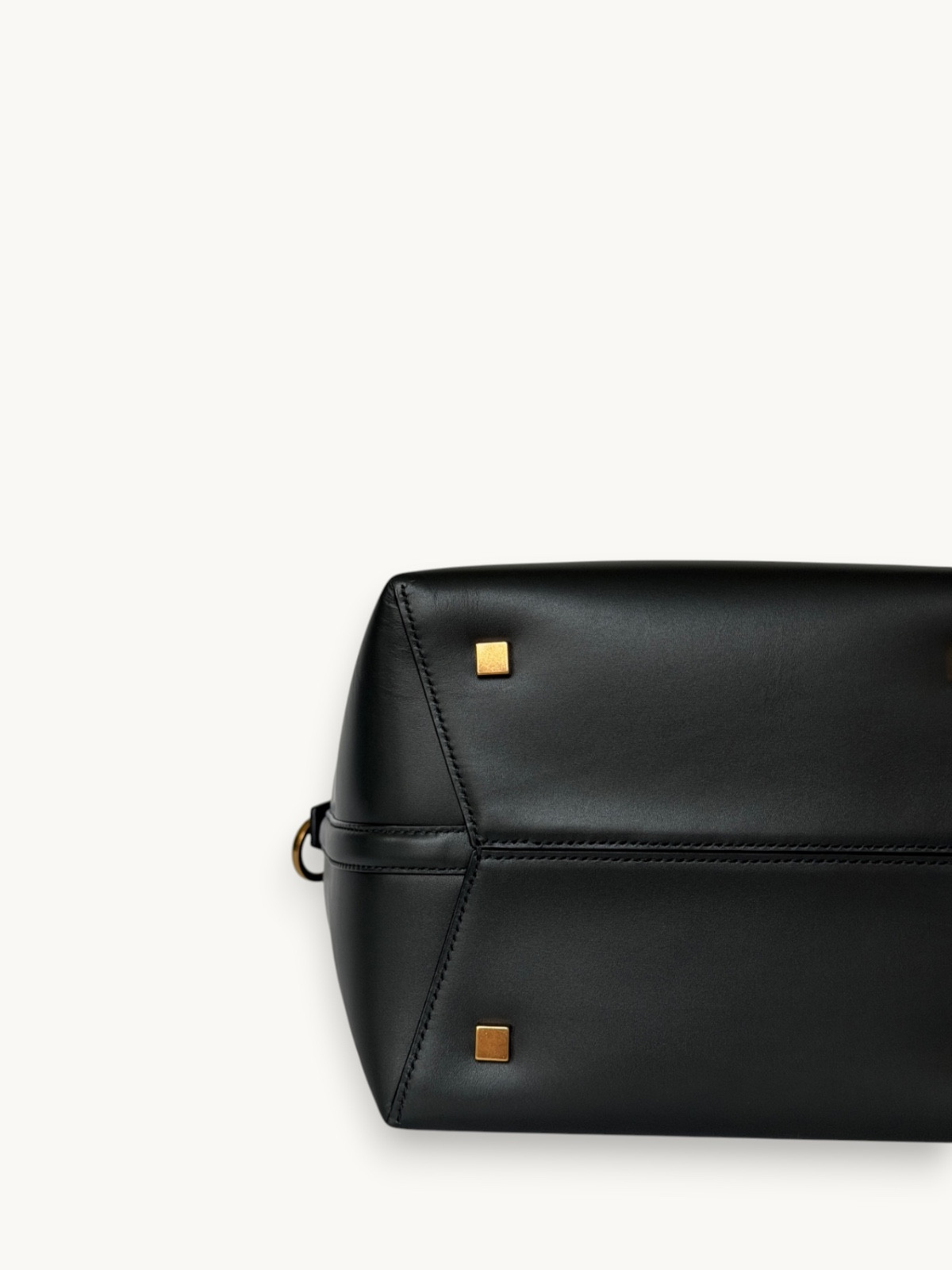 Сумки Saint Laurent Le 37 изображение #10