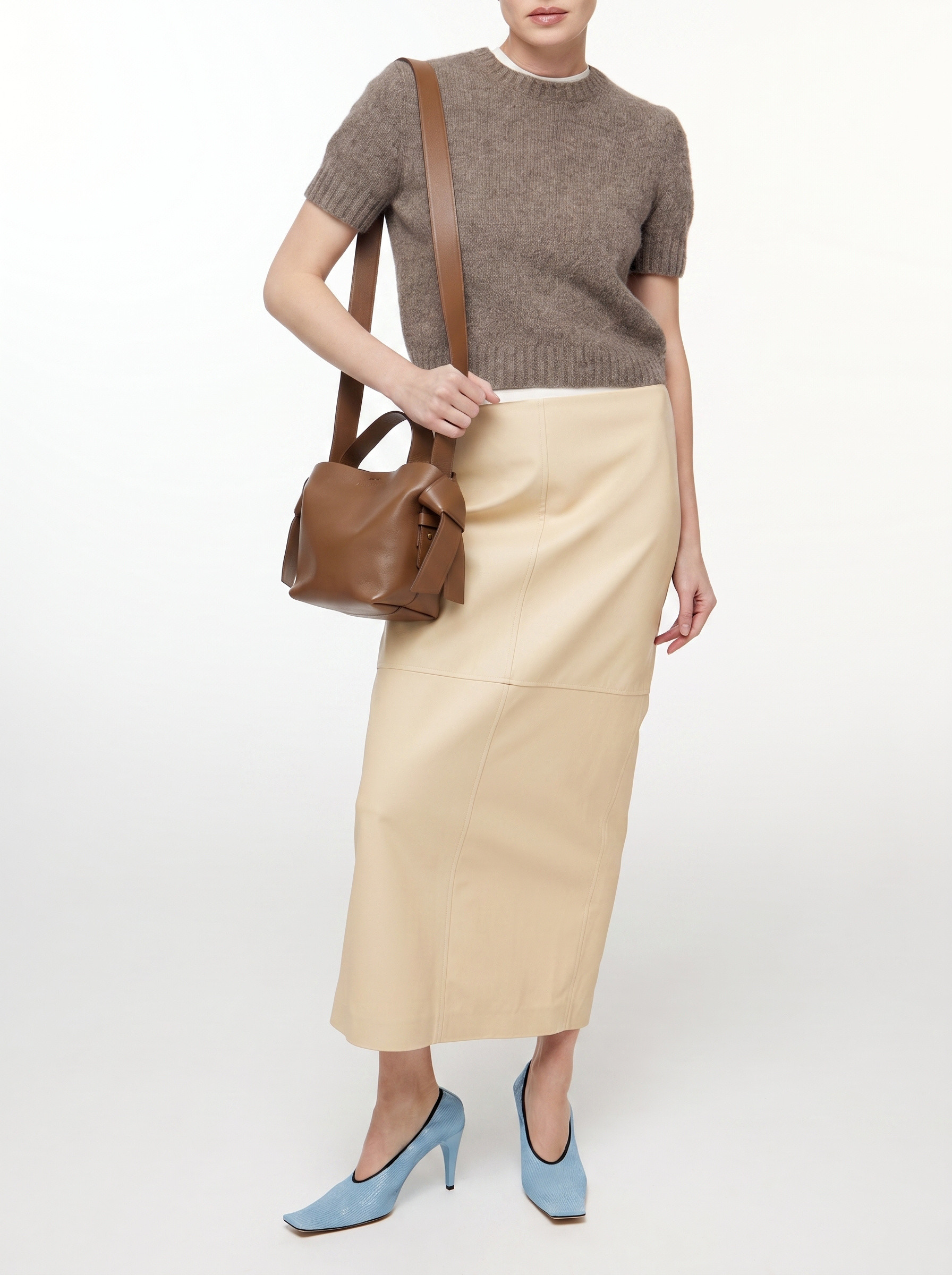 Сумки Acne Studios Musubi изображение #2