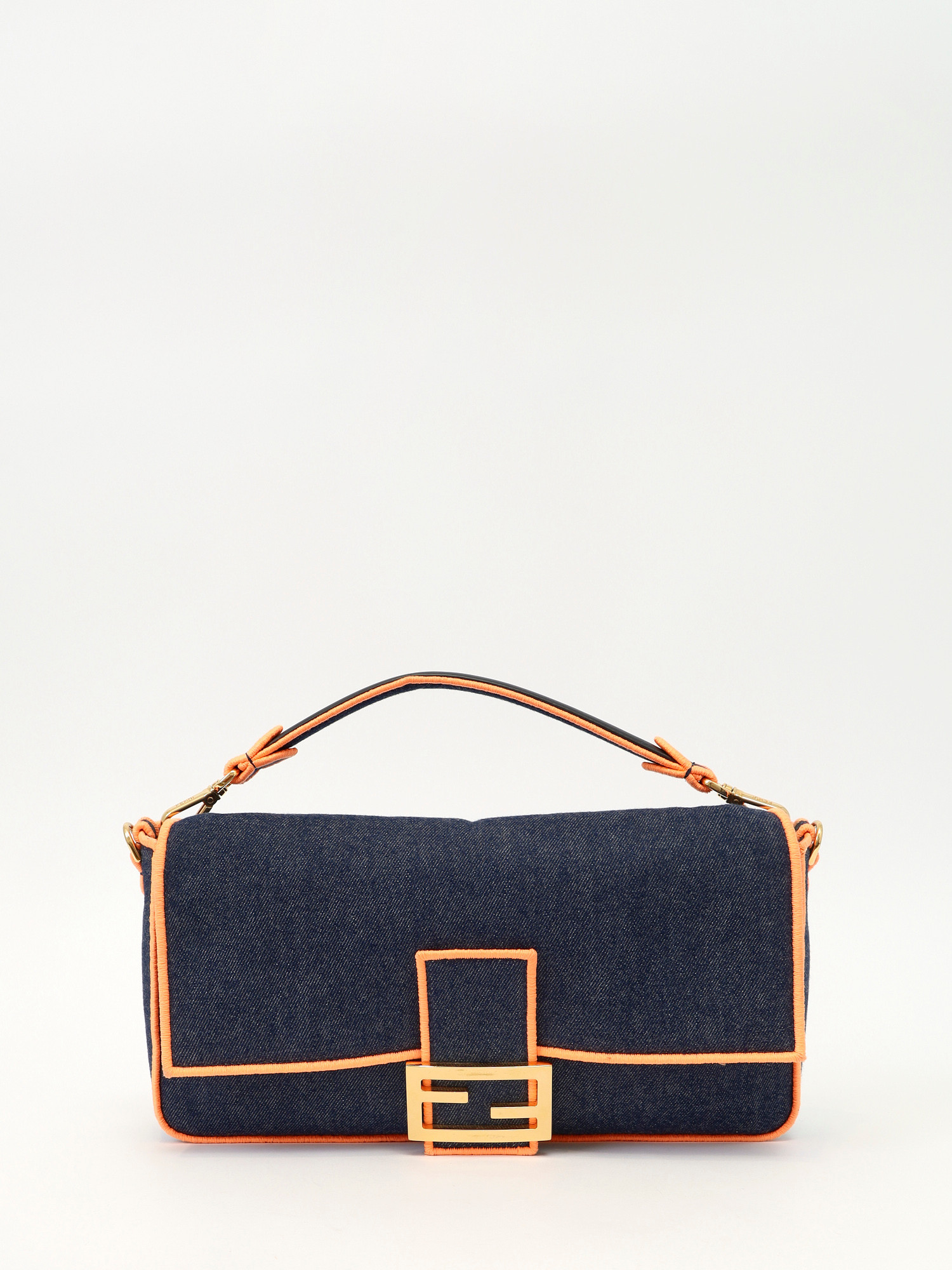 Сумки Fendi Baguette изображение #1