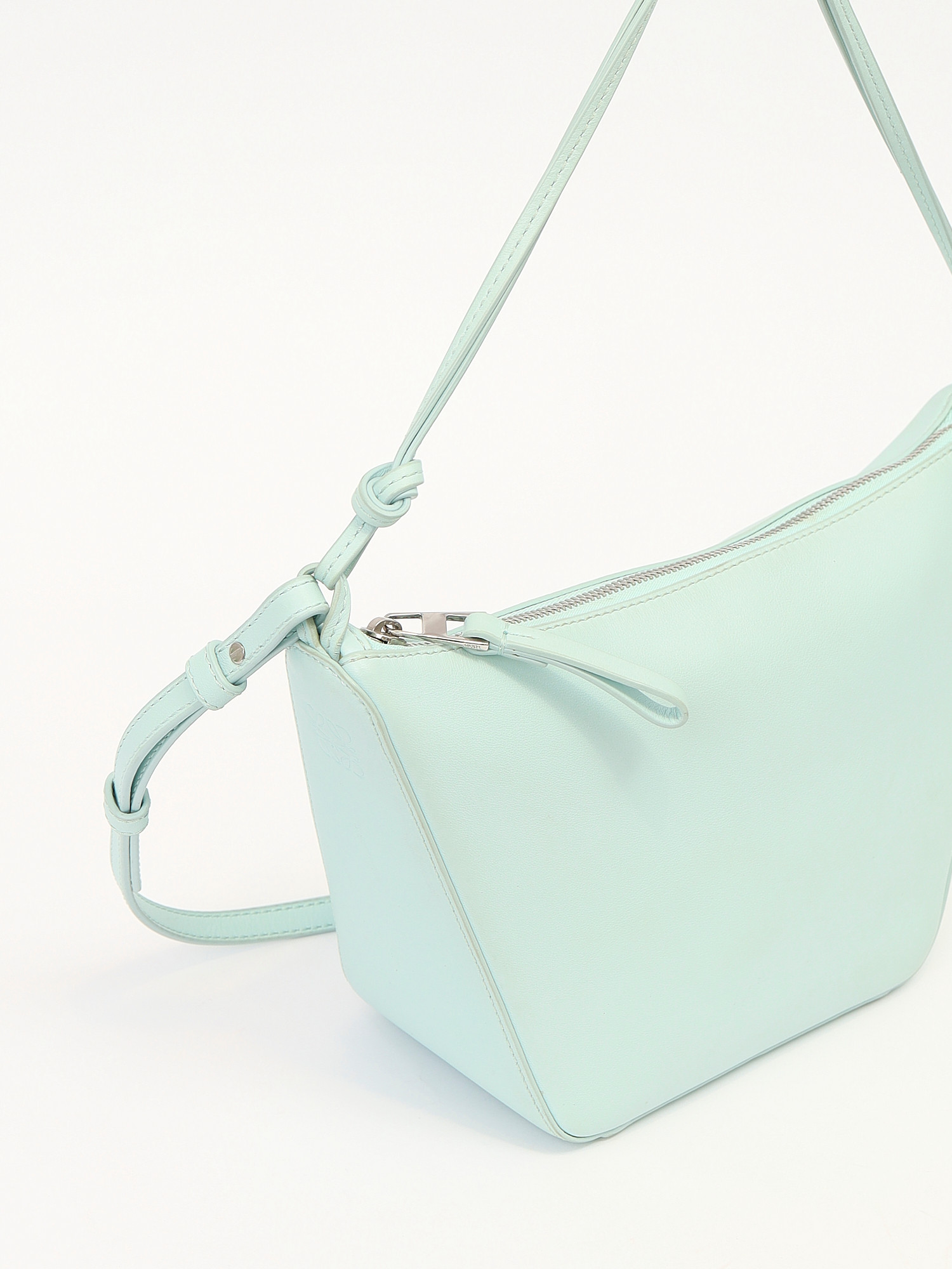 Сумки Loewe Hammock изображение #7