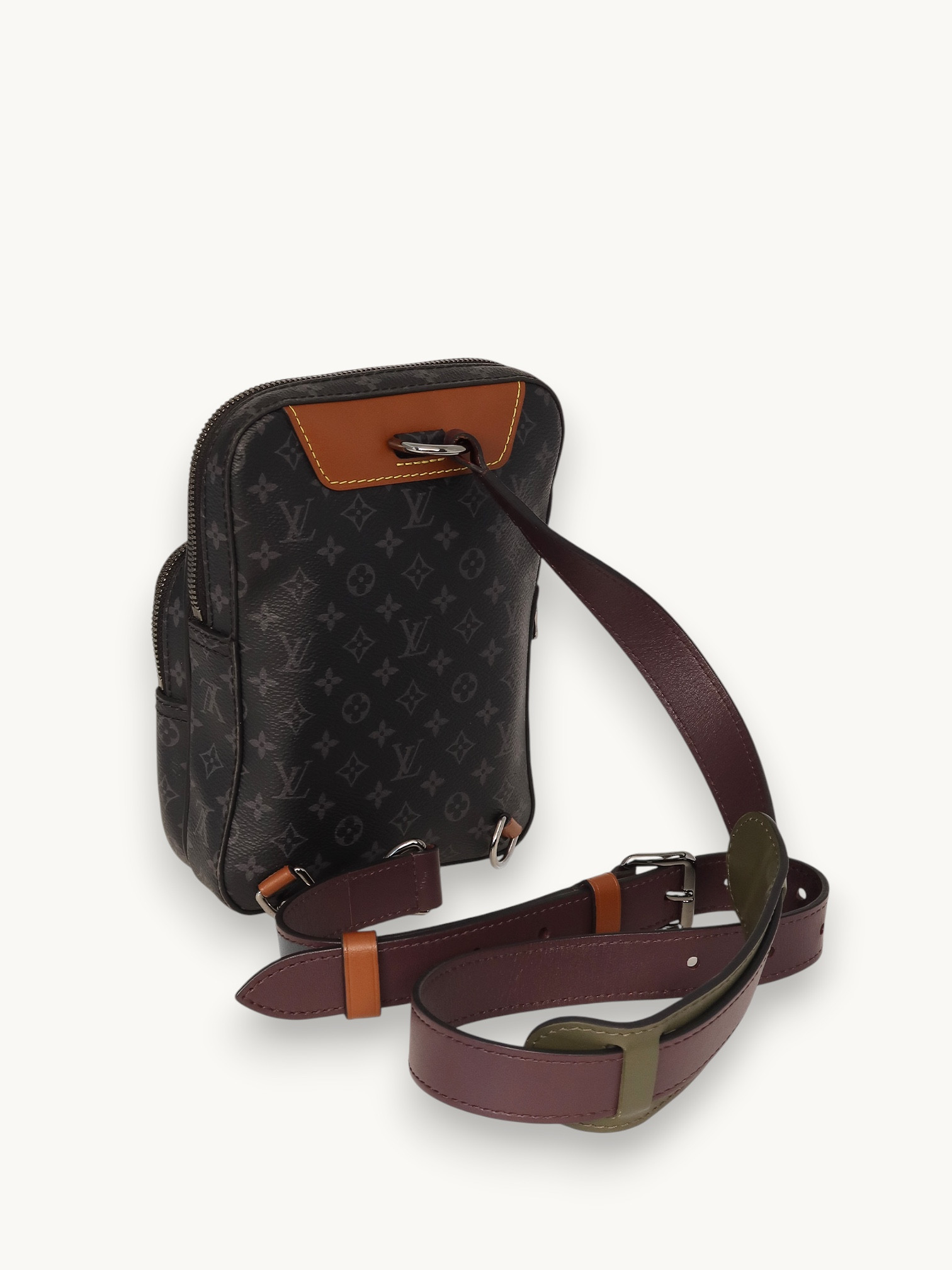 Сумки Louis Vuitton Amazone Sling изображение #5