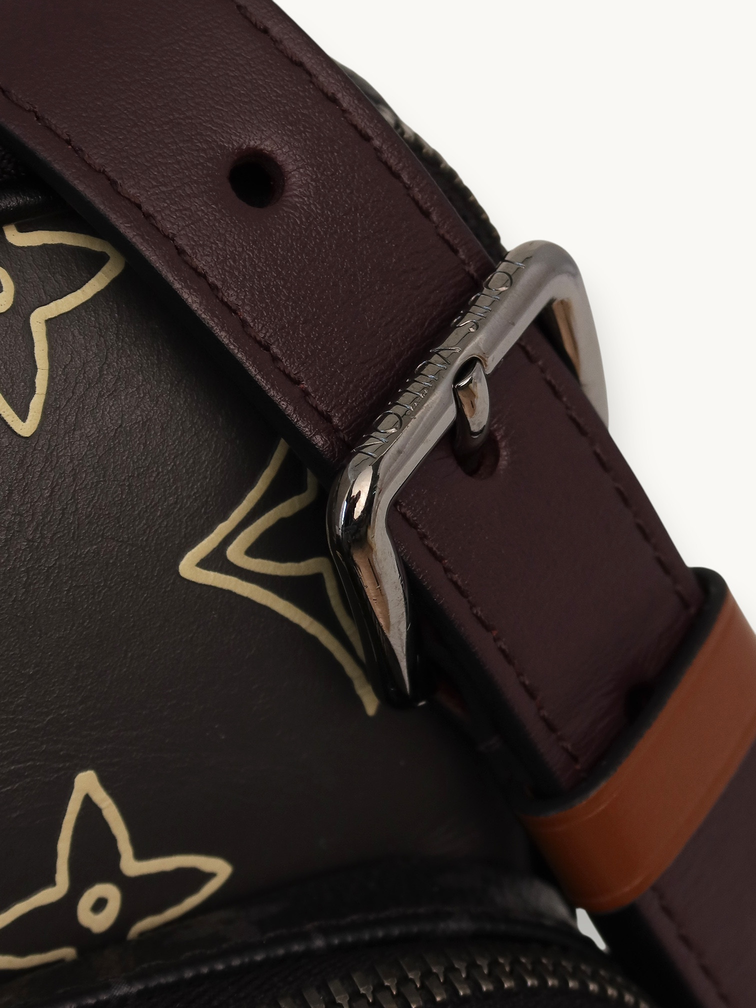 Сумки Louis Vuitton Amazone Sling изображение #7