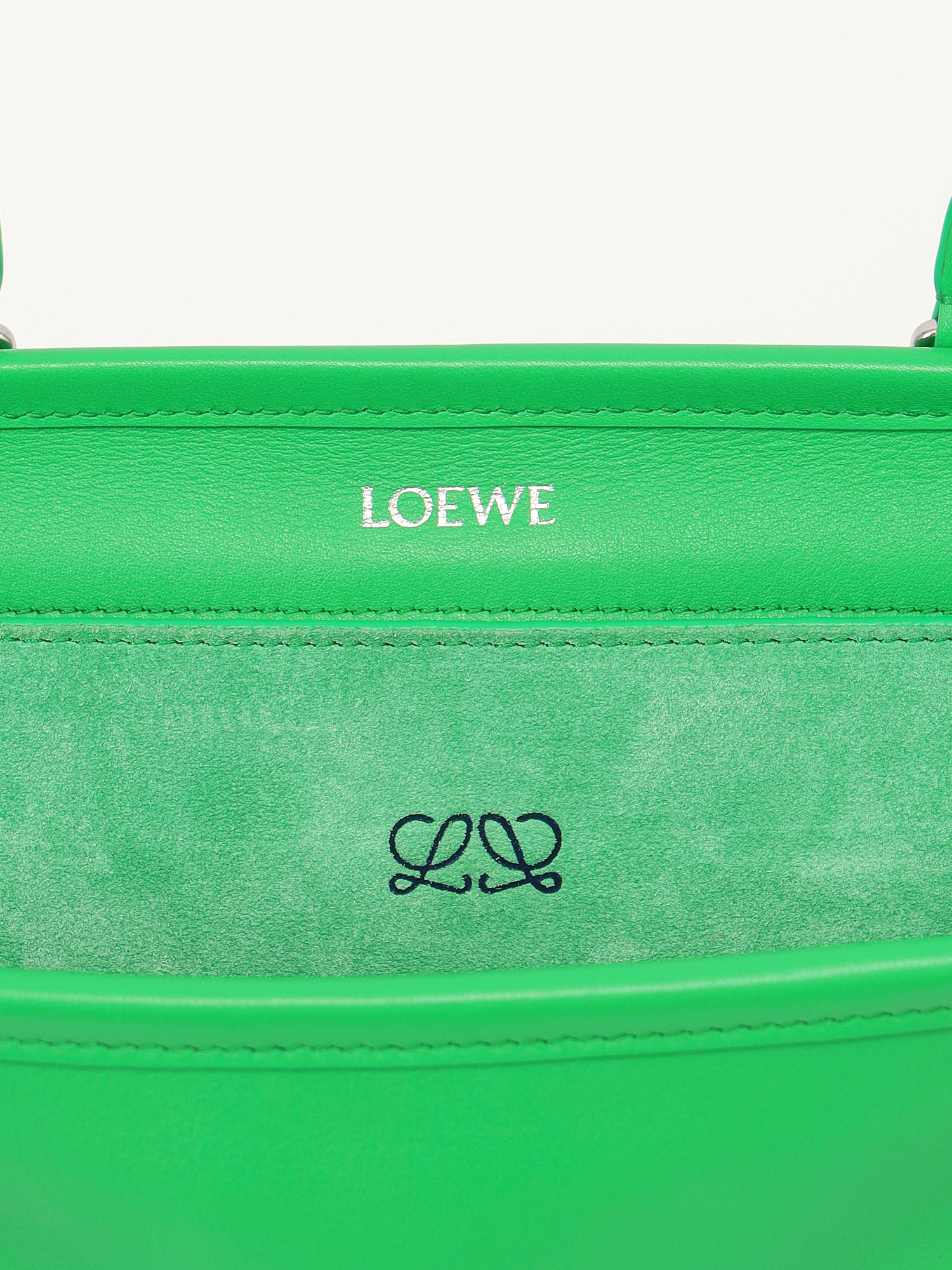 Сумки Loewe Amazona изображение #7