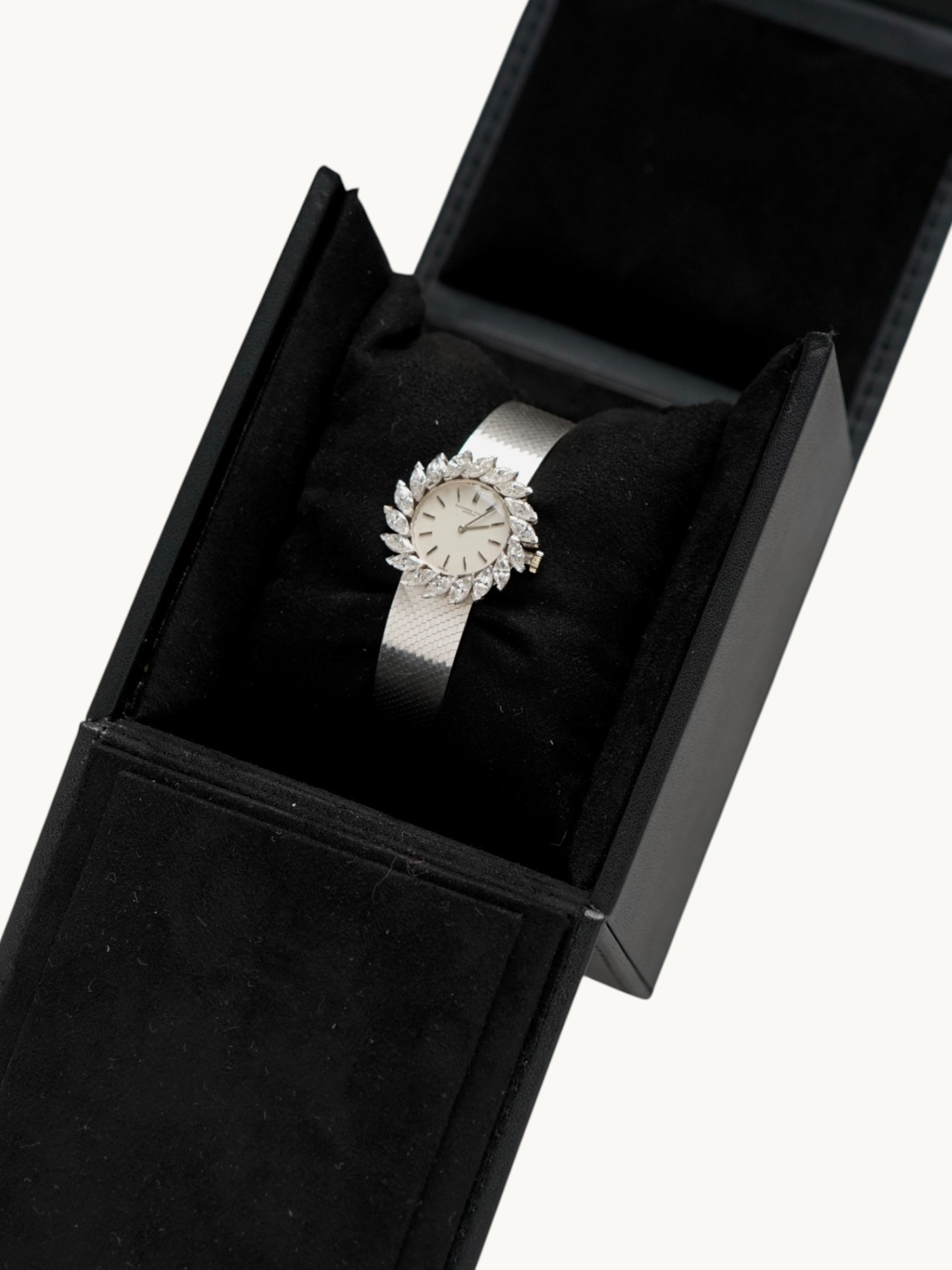 Часы Audemars Piguet Diamond Daisy изображение #2