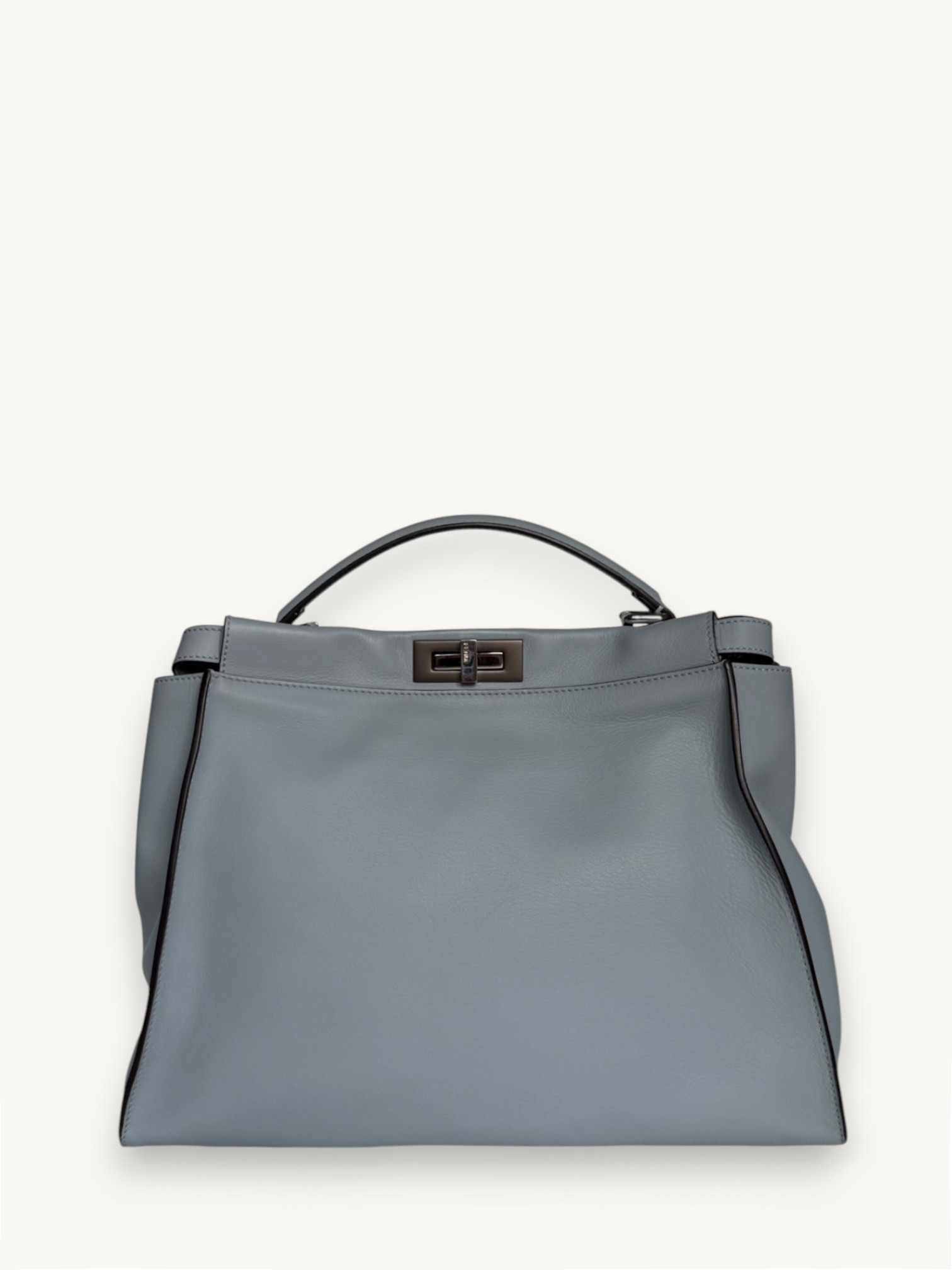 Сумки Fendi Peekaboo изображение #1