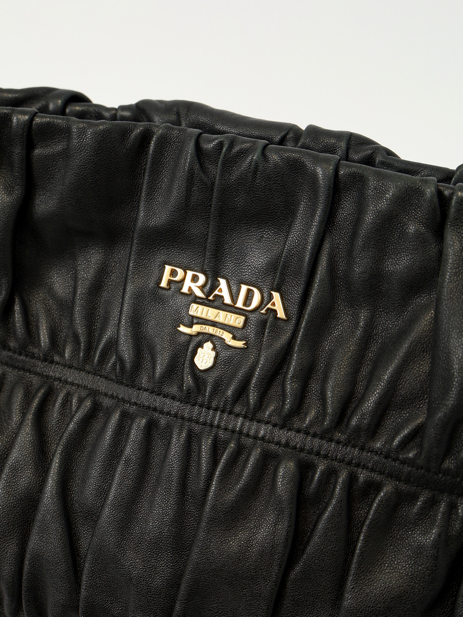 Сумки Prada Gaufre изображение #6