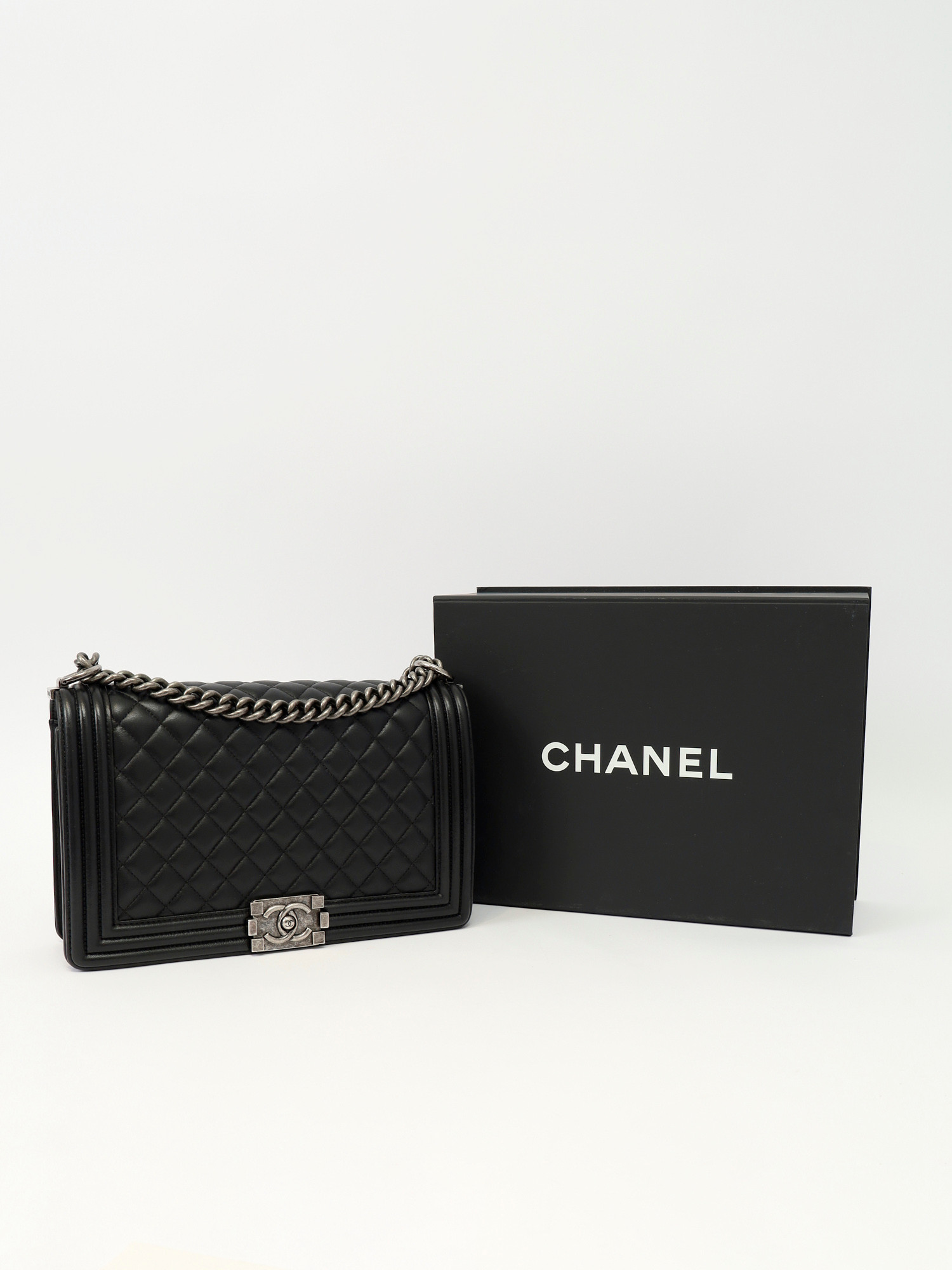Сумки Chanel Boy изображение #5
