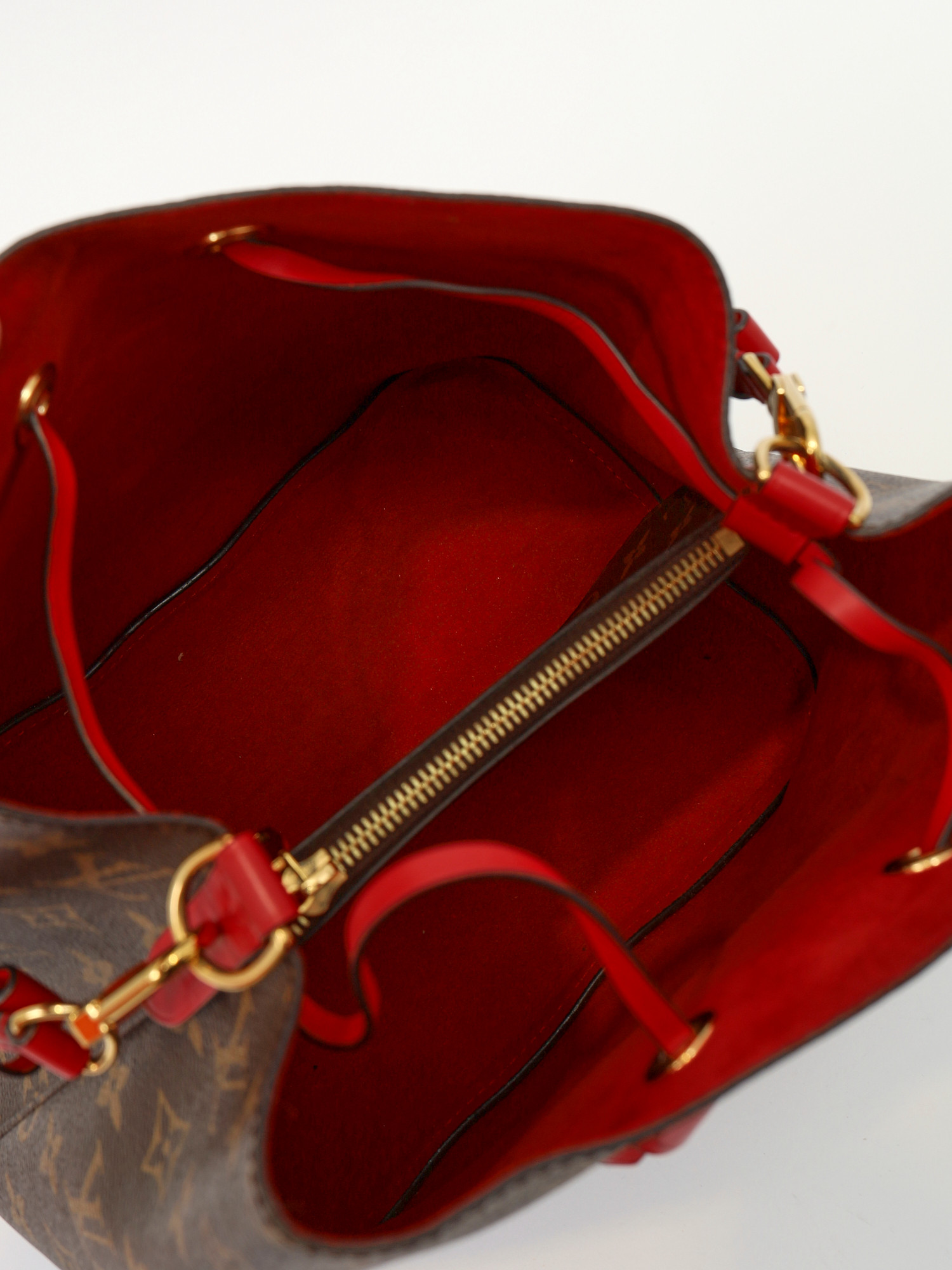 Сумки Louis Vuitton NeoNoe изображение #10