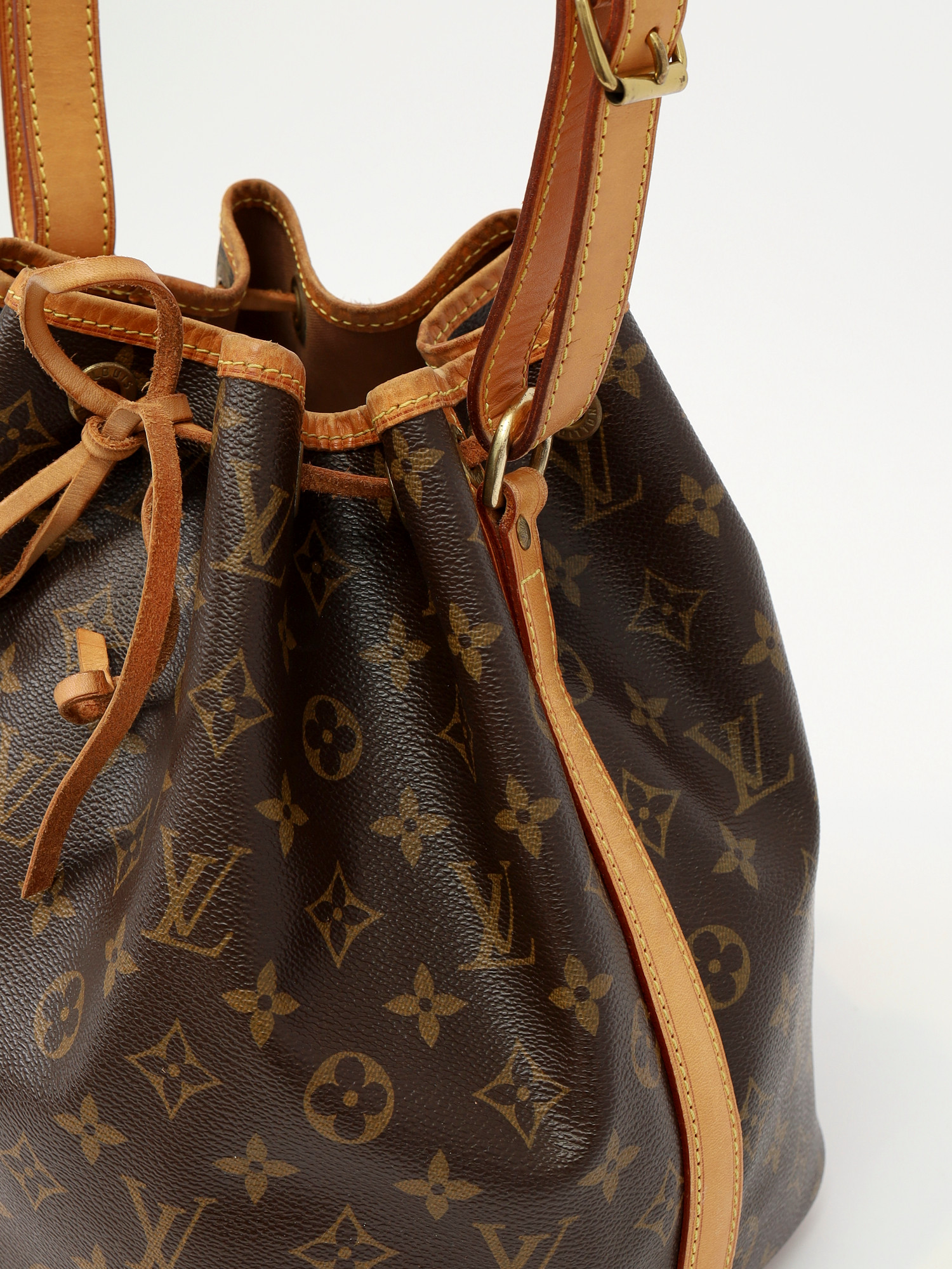 Сумки Louis Vuitton Noe изображение #7