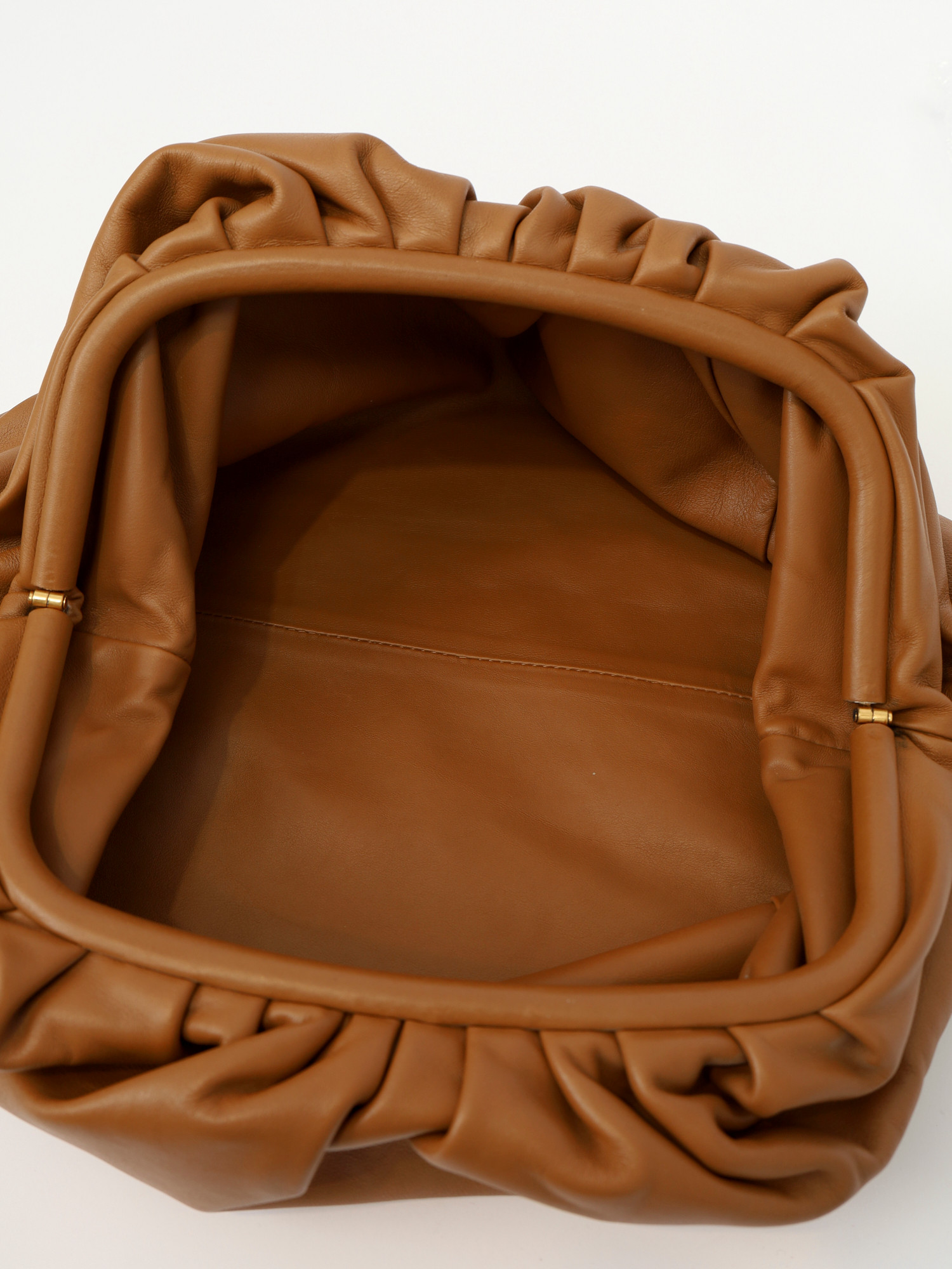 Сумки Bottega Veneta Pouch изображение #9