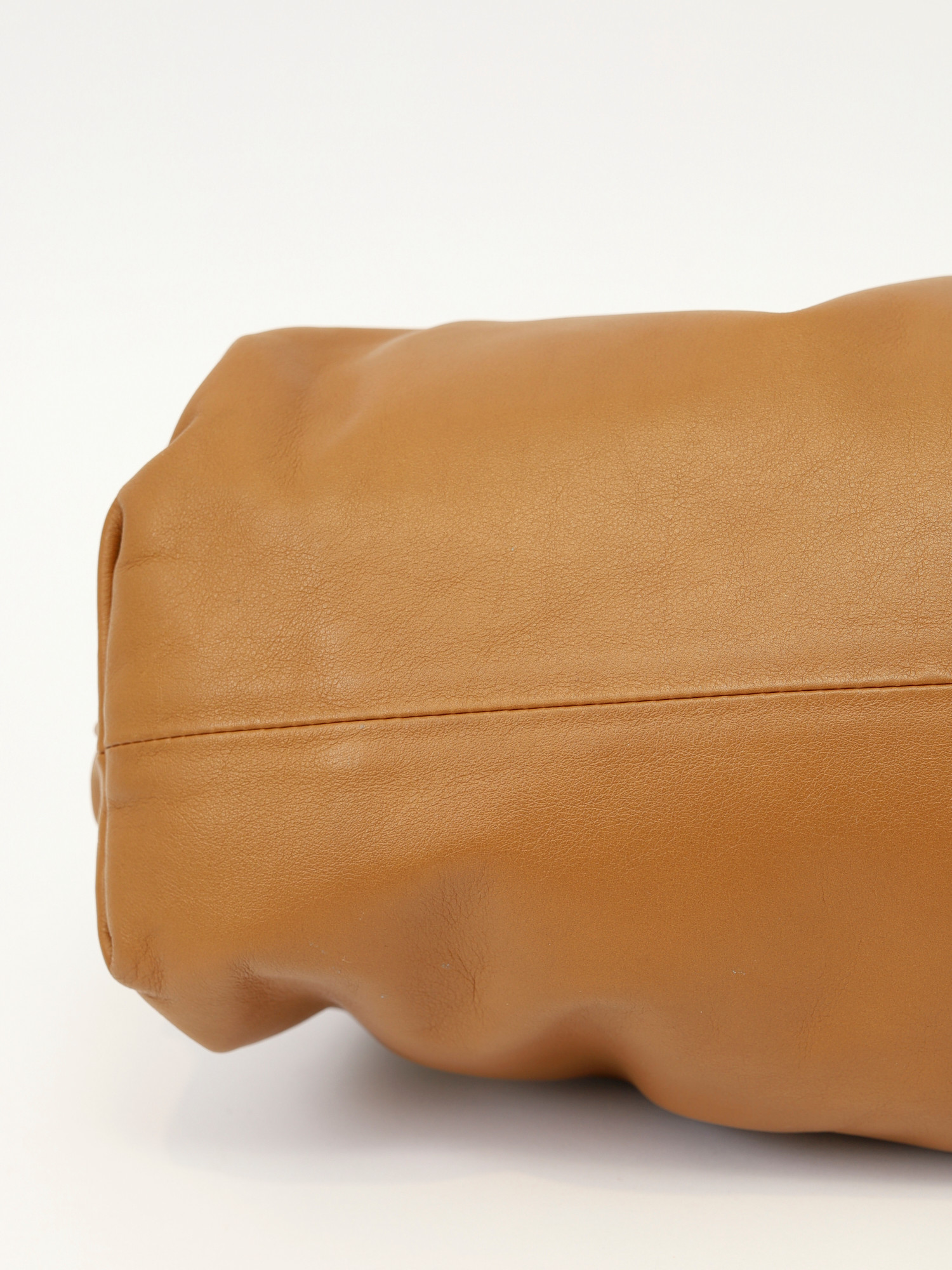 Сумки Bottega Veneta Pouch изображение #7