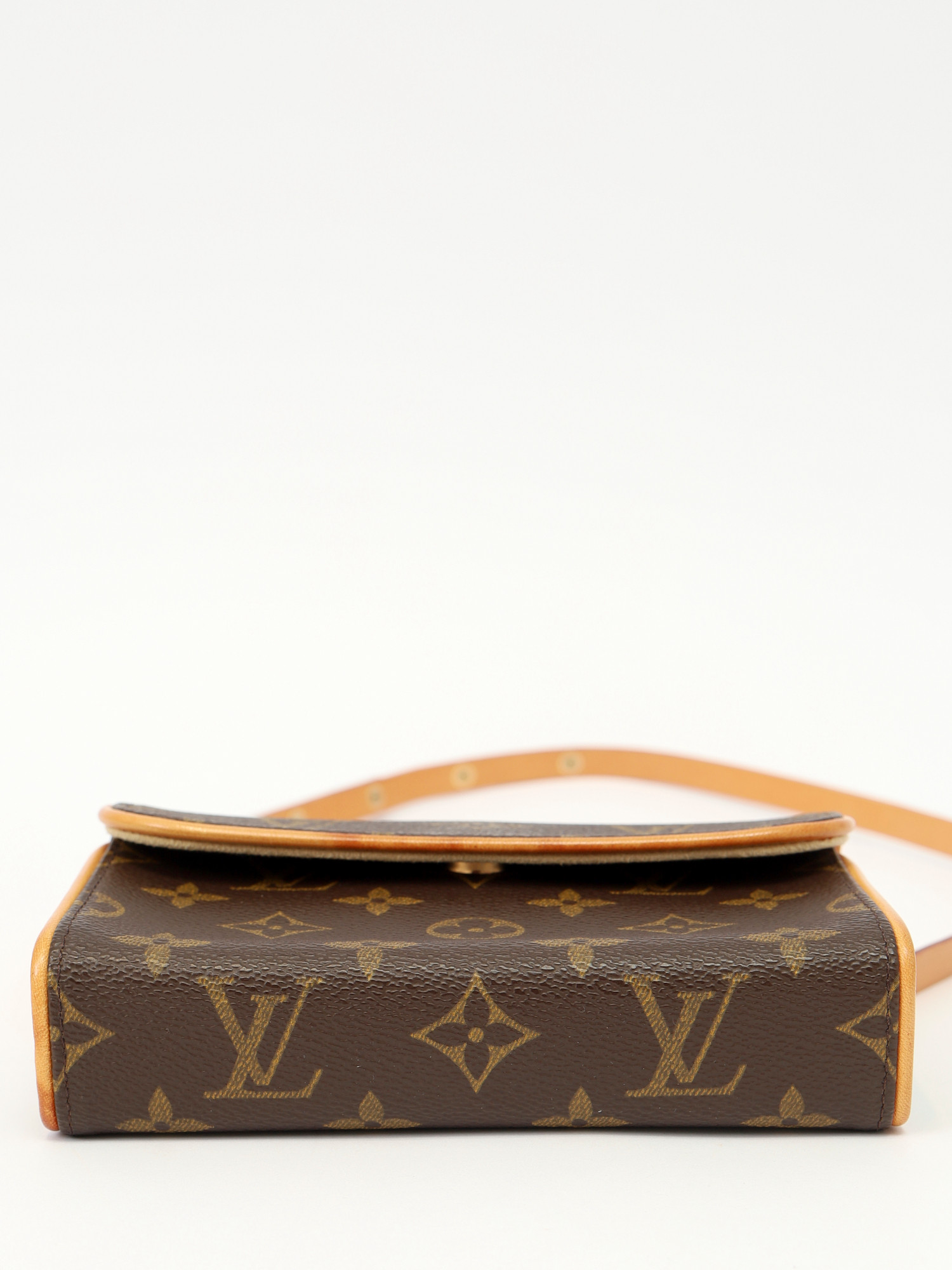 Сумки Louis Vuitton Florentine изображение #8
