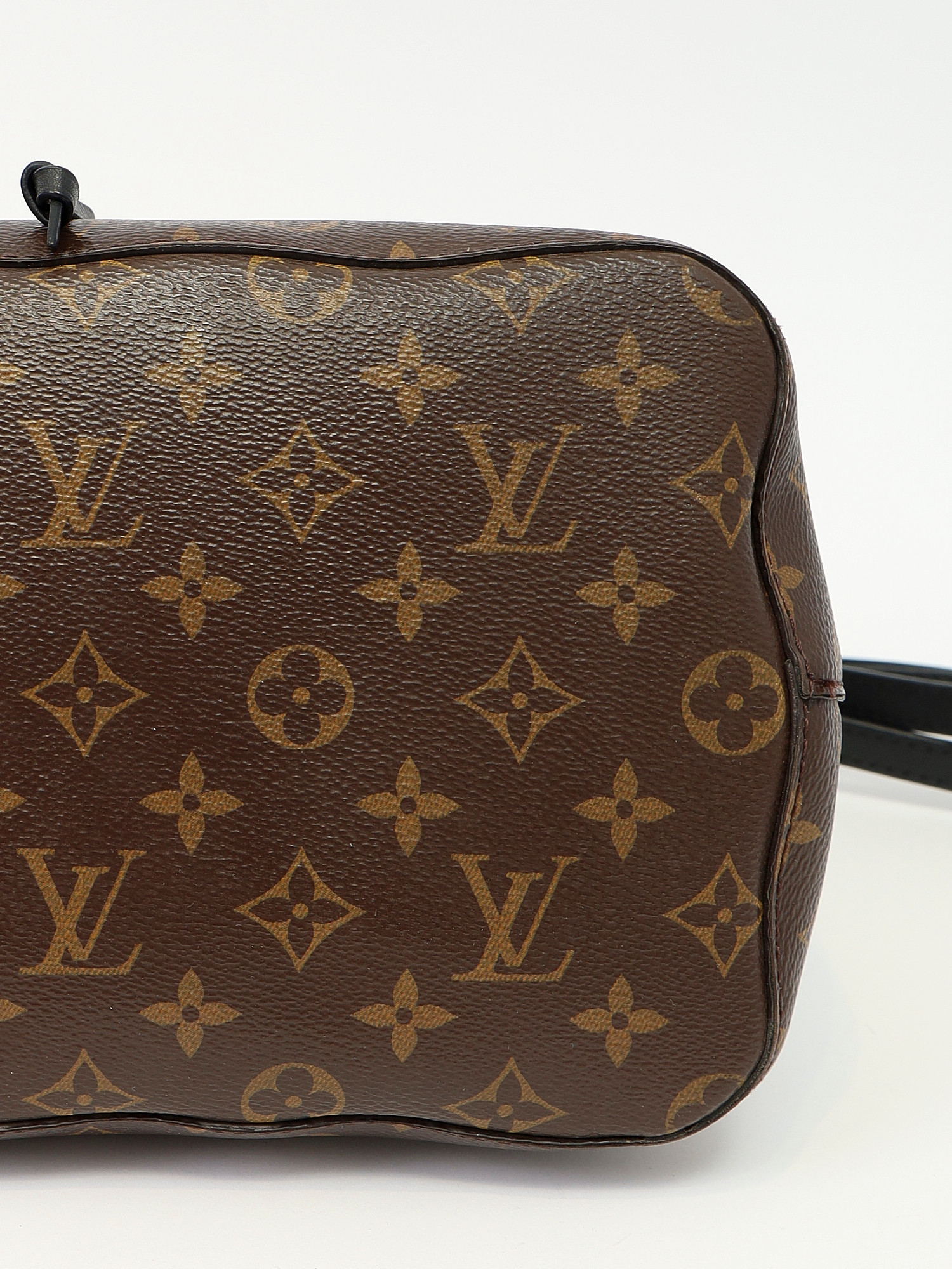 Сумки Louis Vuitton NeoNoe изображение #10