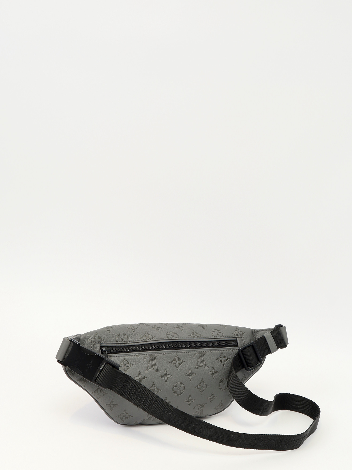 Сумки Louis Vuitton Discovery Bumbag изображение #4