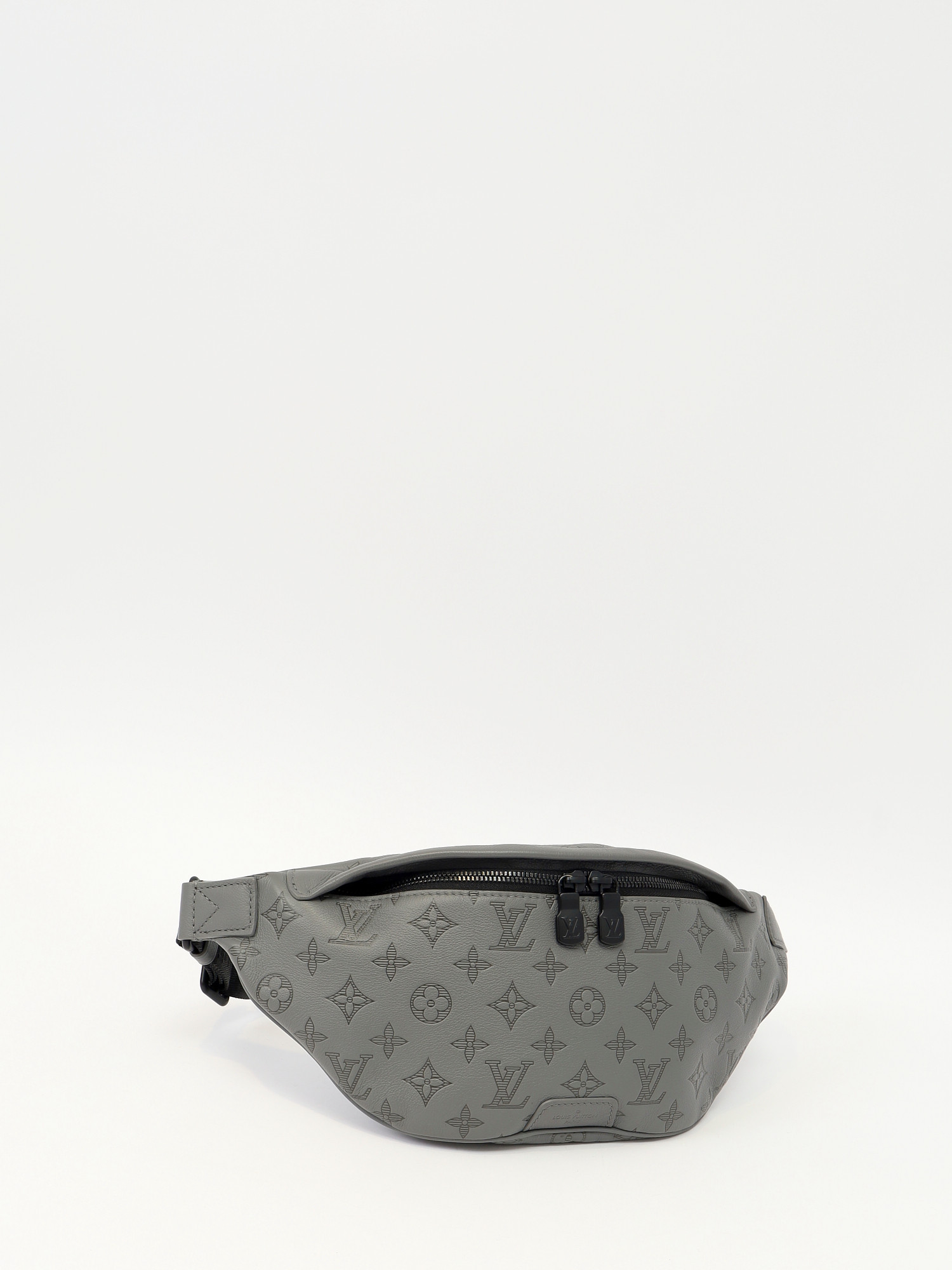 Сумки Louis Vuitton Discovery Bumbag изображение #3