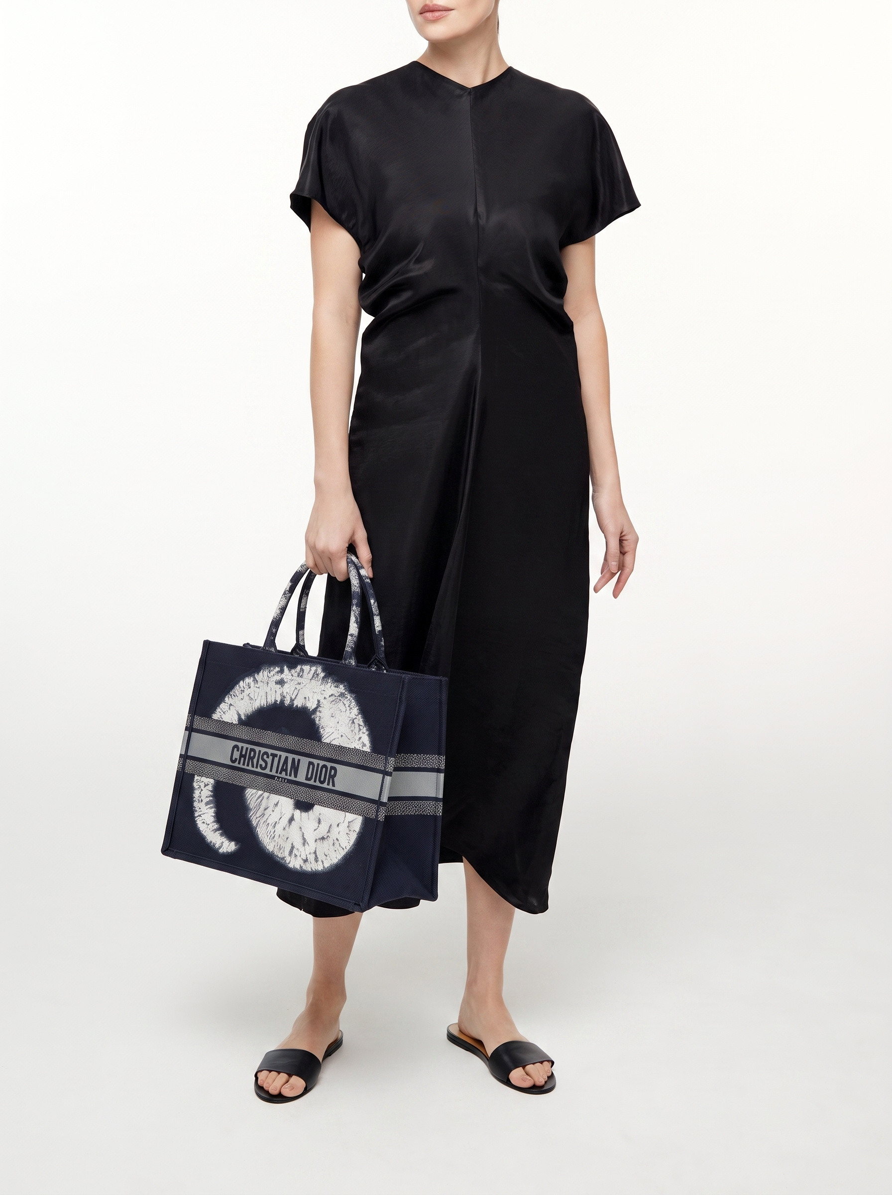 Сумки Dior Book Tote изображение #2