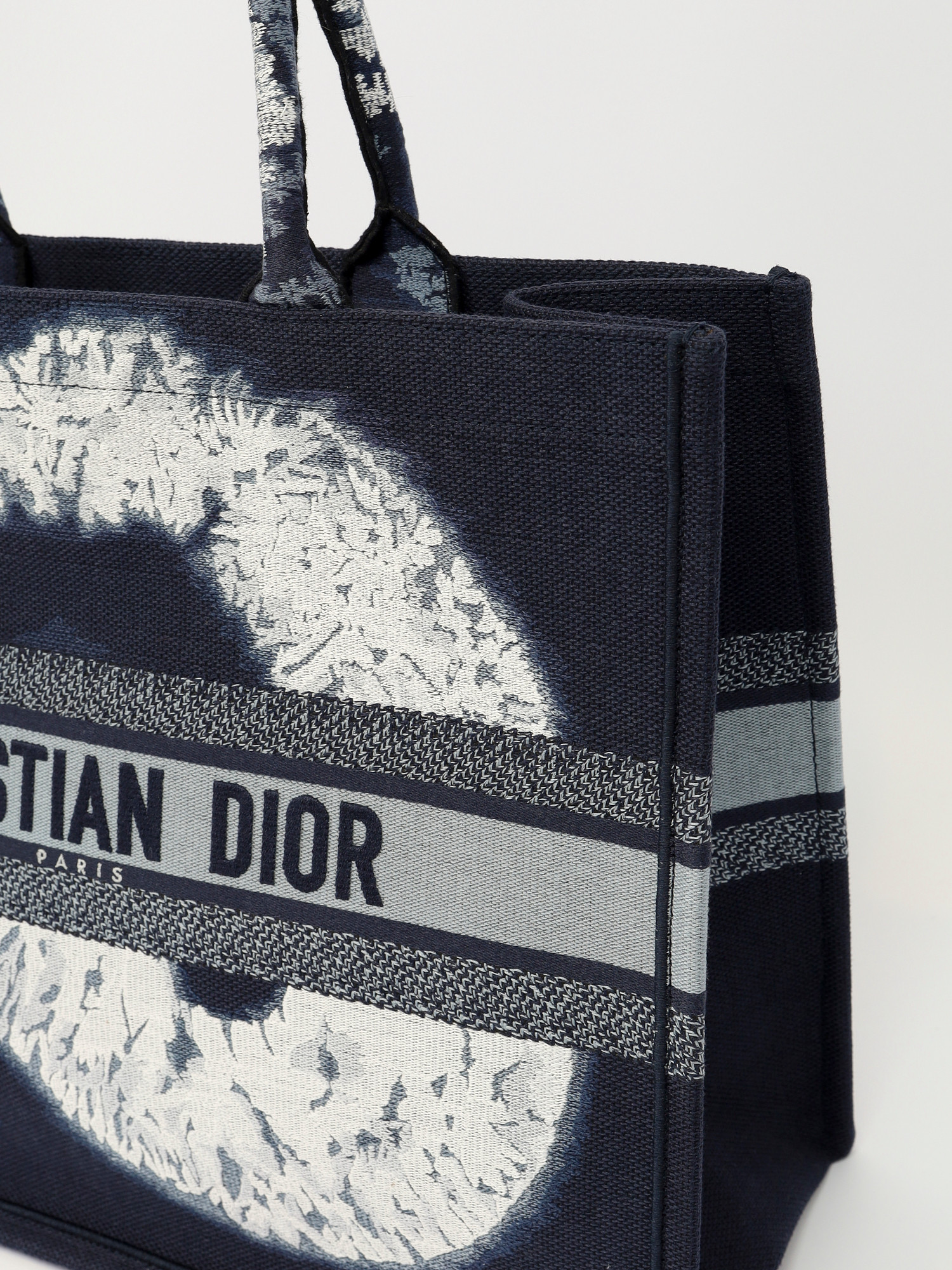 Сумки Dior Book Tote изображение #7