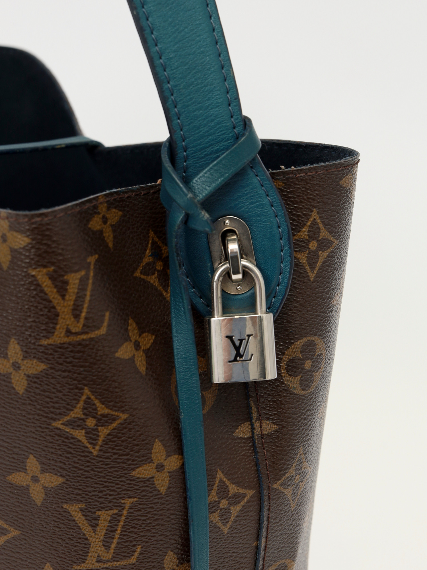 Сумки Louis Vuitton Idole изображение #8