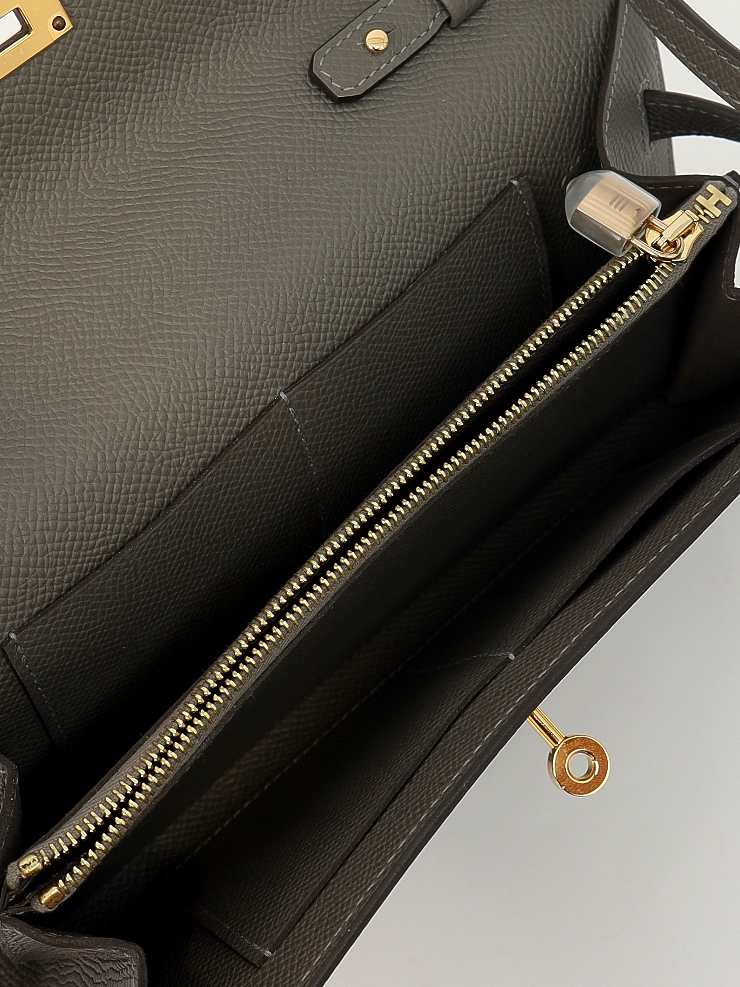Сумки Hermes Kelly To Go изображение #12