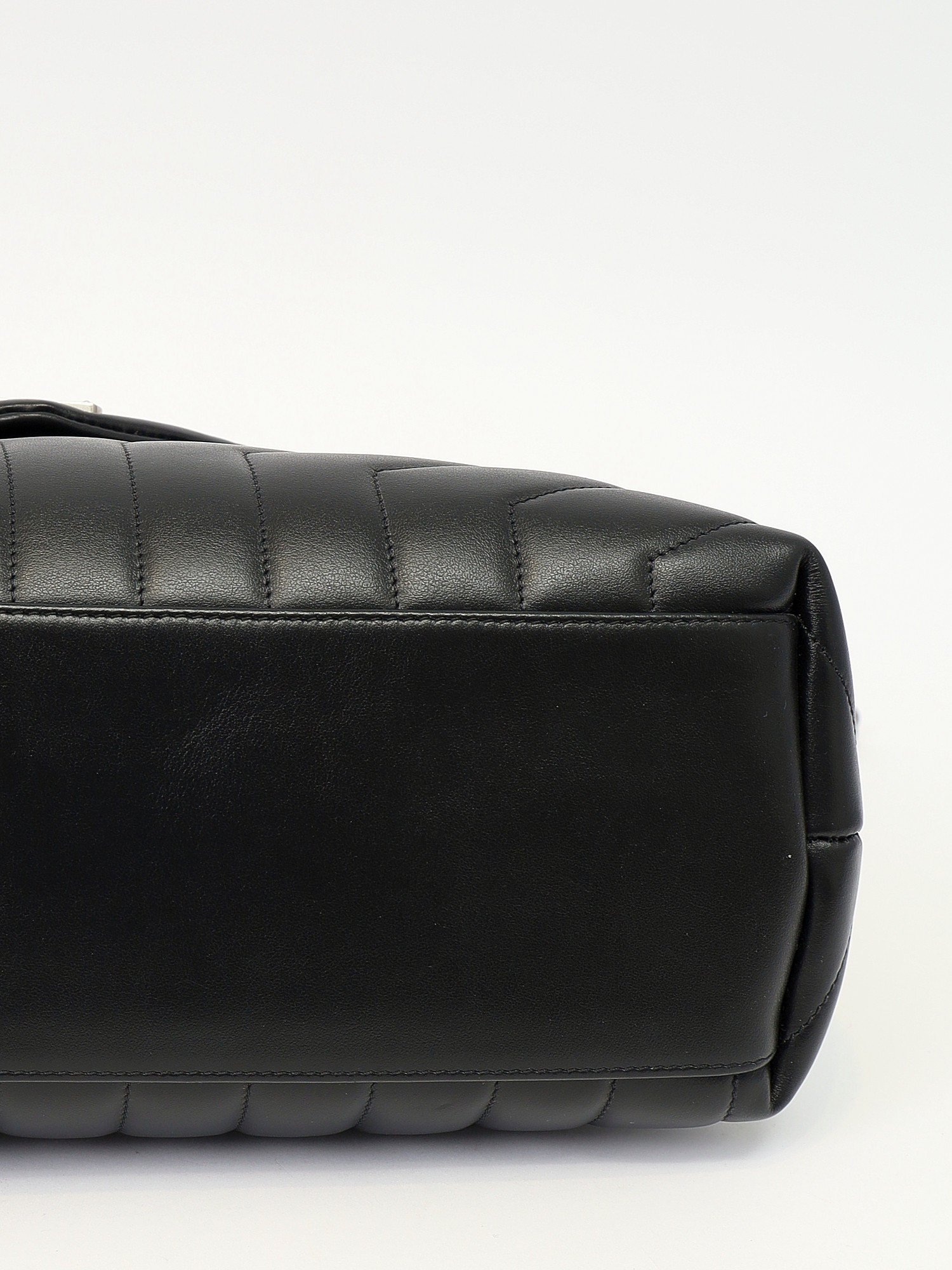 Сумки Saint Laurent Loulou изображение #10