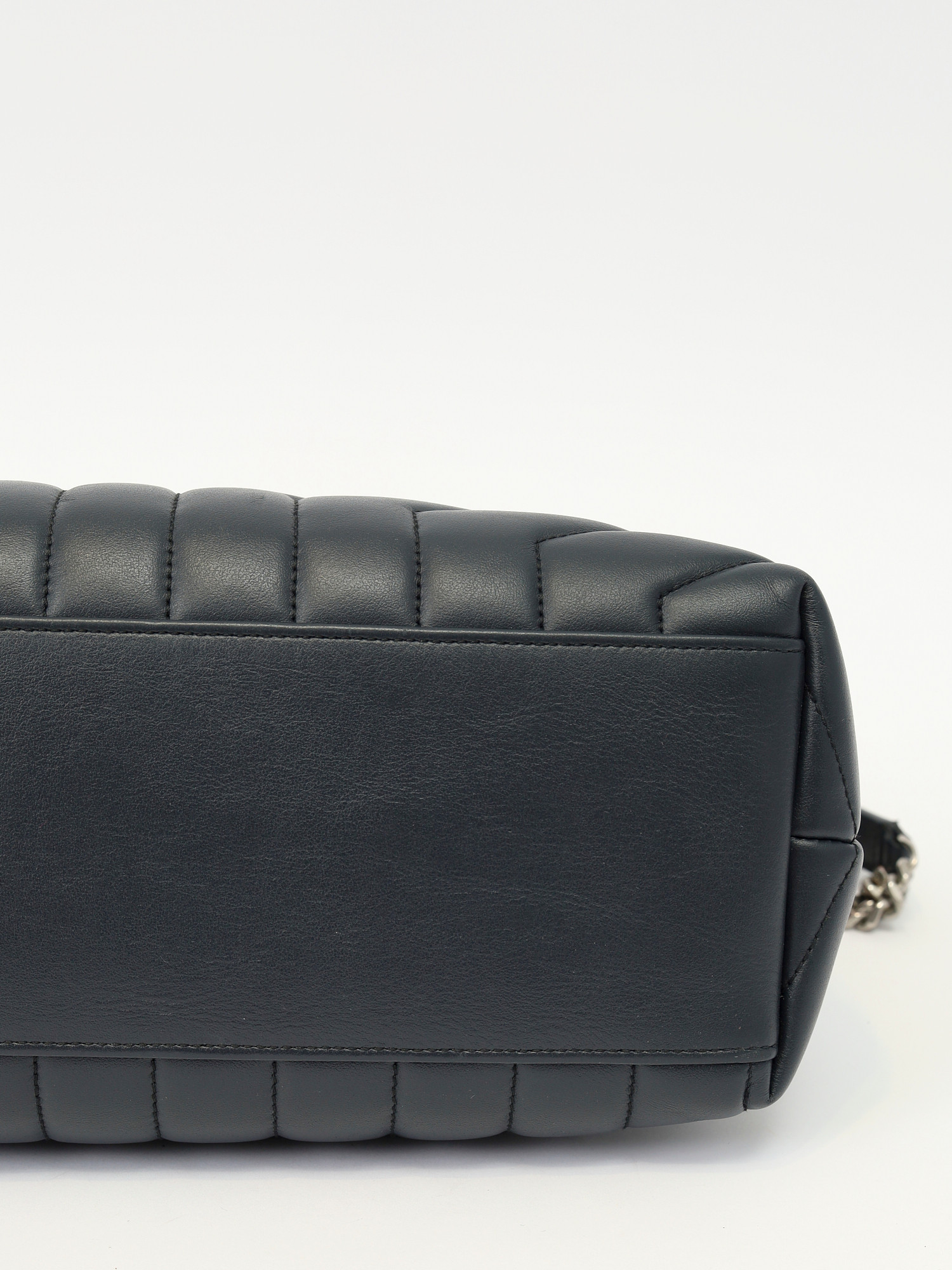 Сумки Saint Laurent LouLou изображение #10
