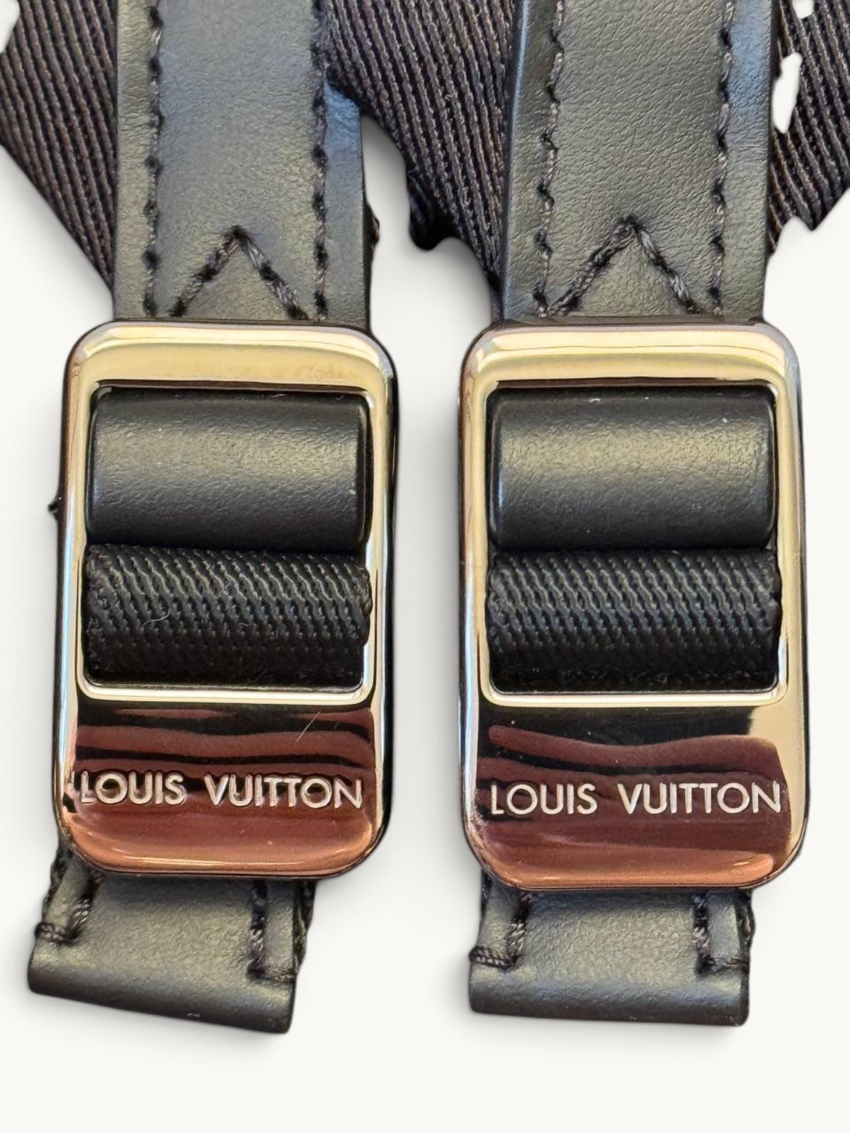 Сумки Louis Vuitton Discovery изображение #12