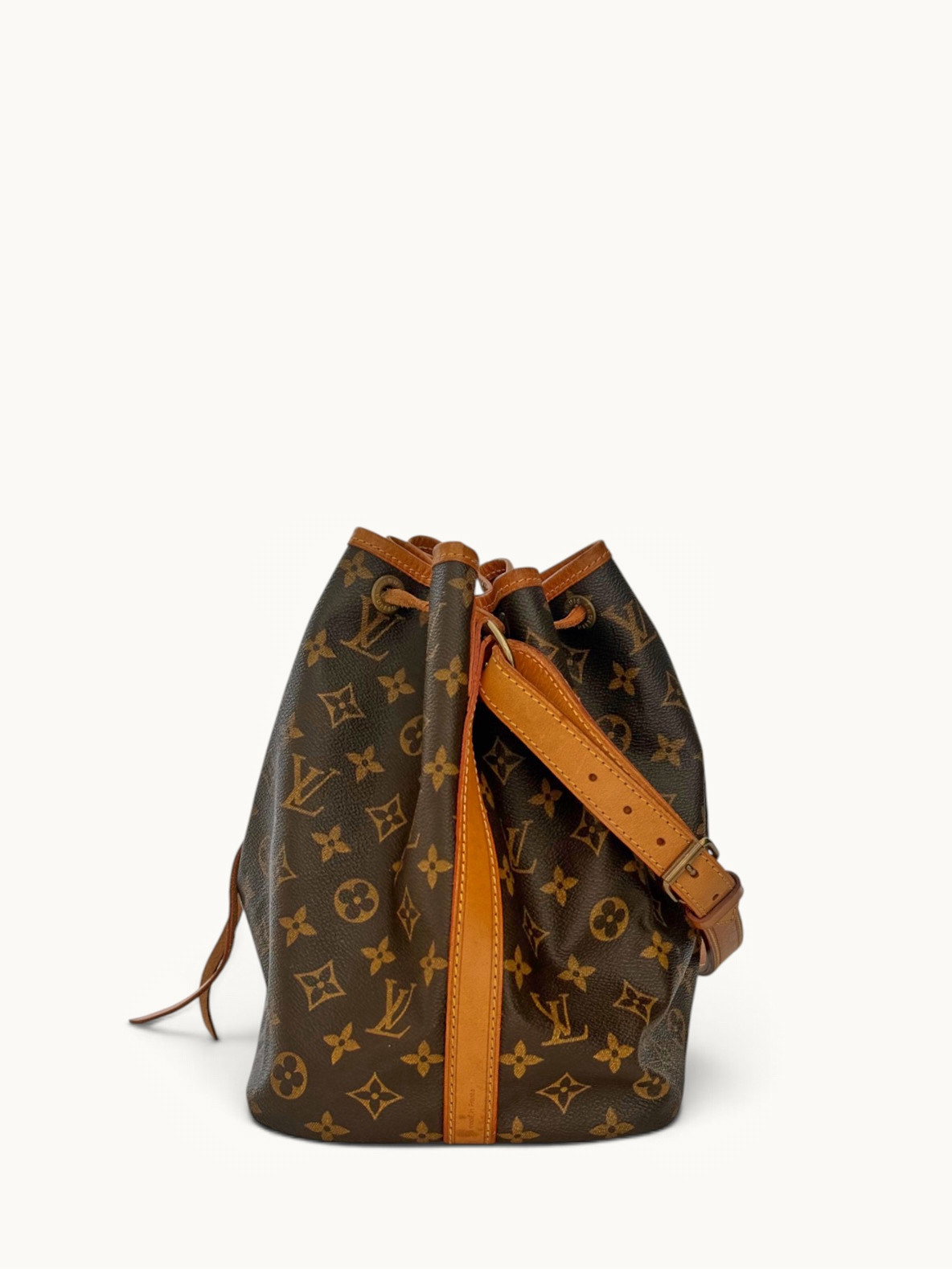 Сумки Louis Vuitton Noe изображение #3
