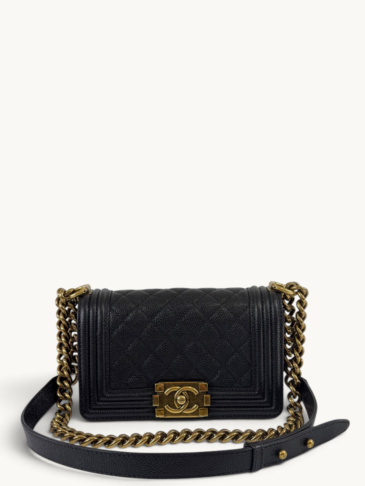 Сумки Chanel Boy изображение #3