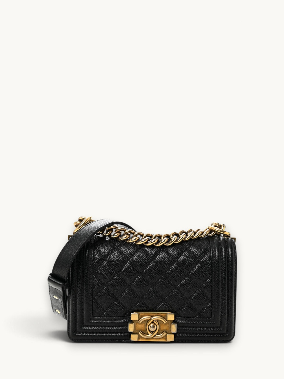 Сумки Chanel Boy изображение #1