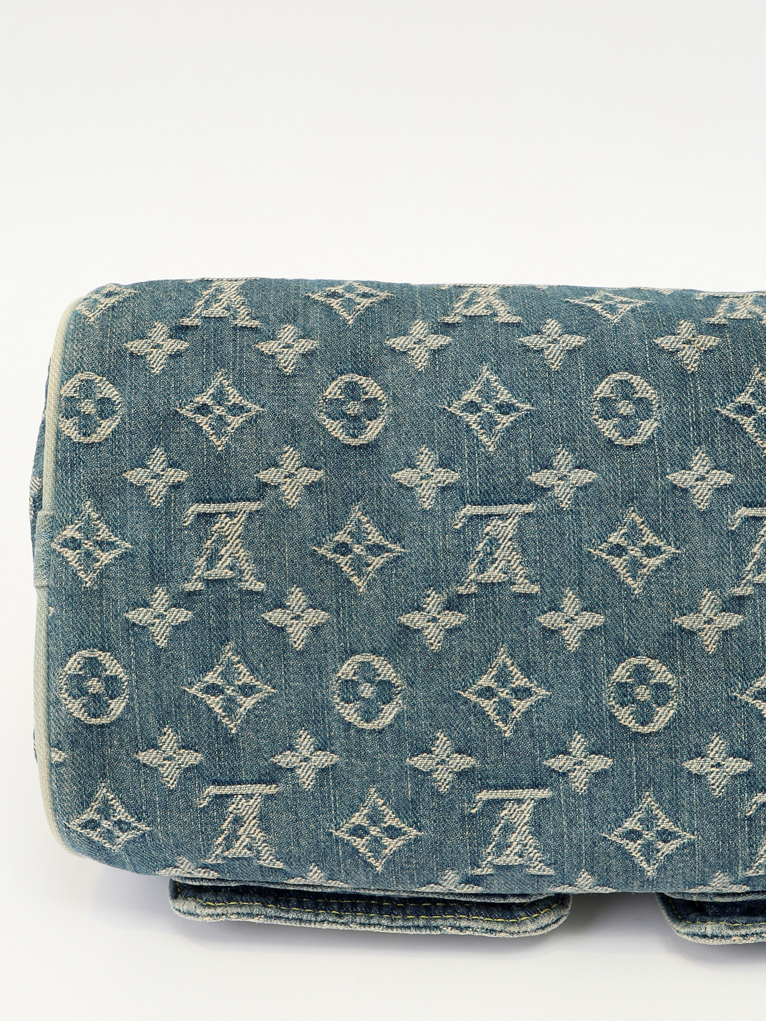 Сумки Louis Vuitton Neo Speedy изображение #8