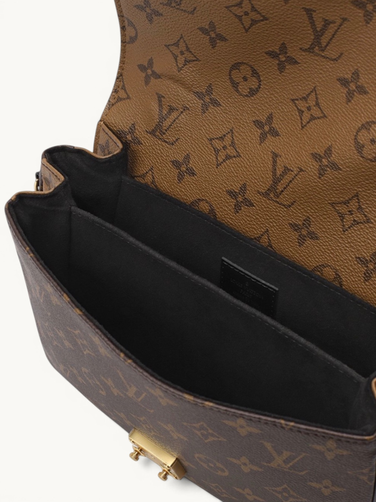 Сумки Louis Vuitton Pochette Metis изображение #6