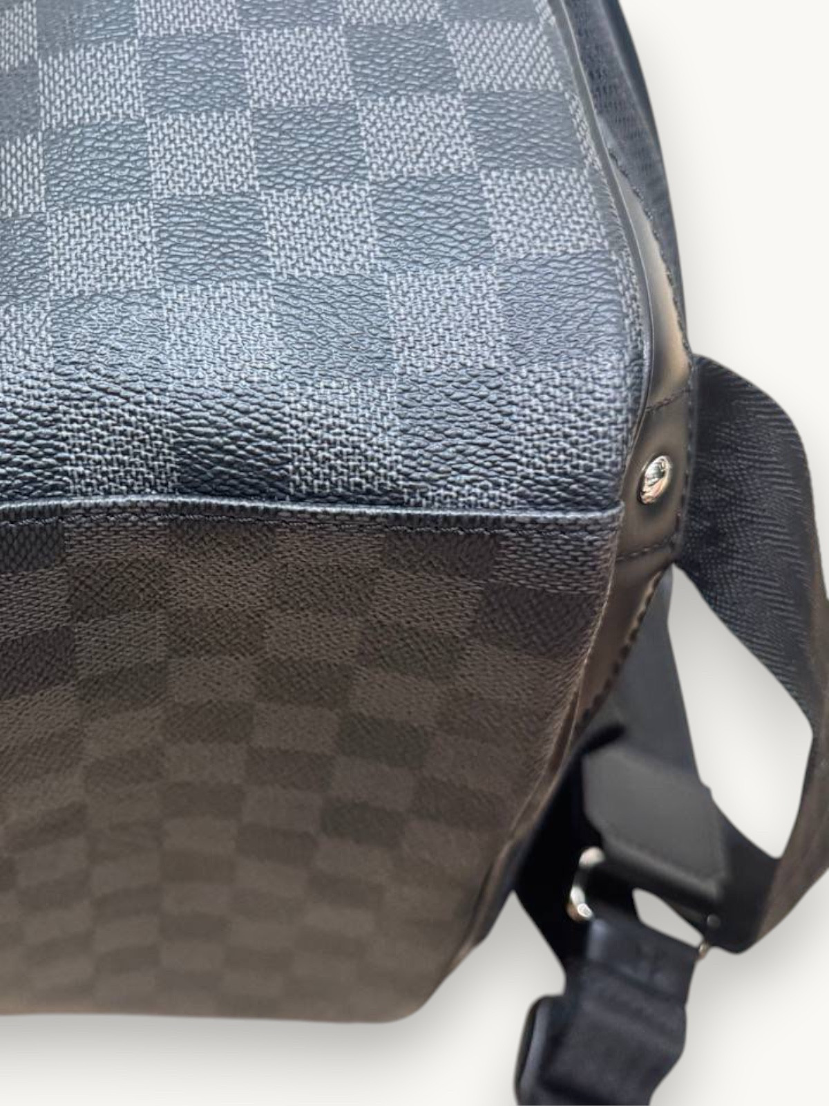 Сумки Louis Vuitton Michael изображение #10