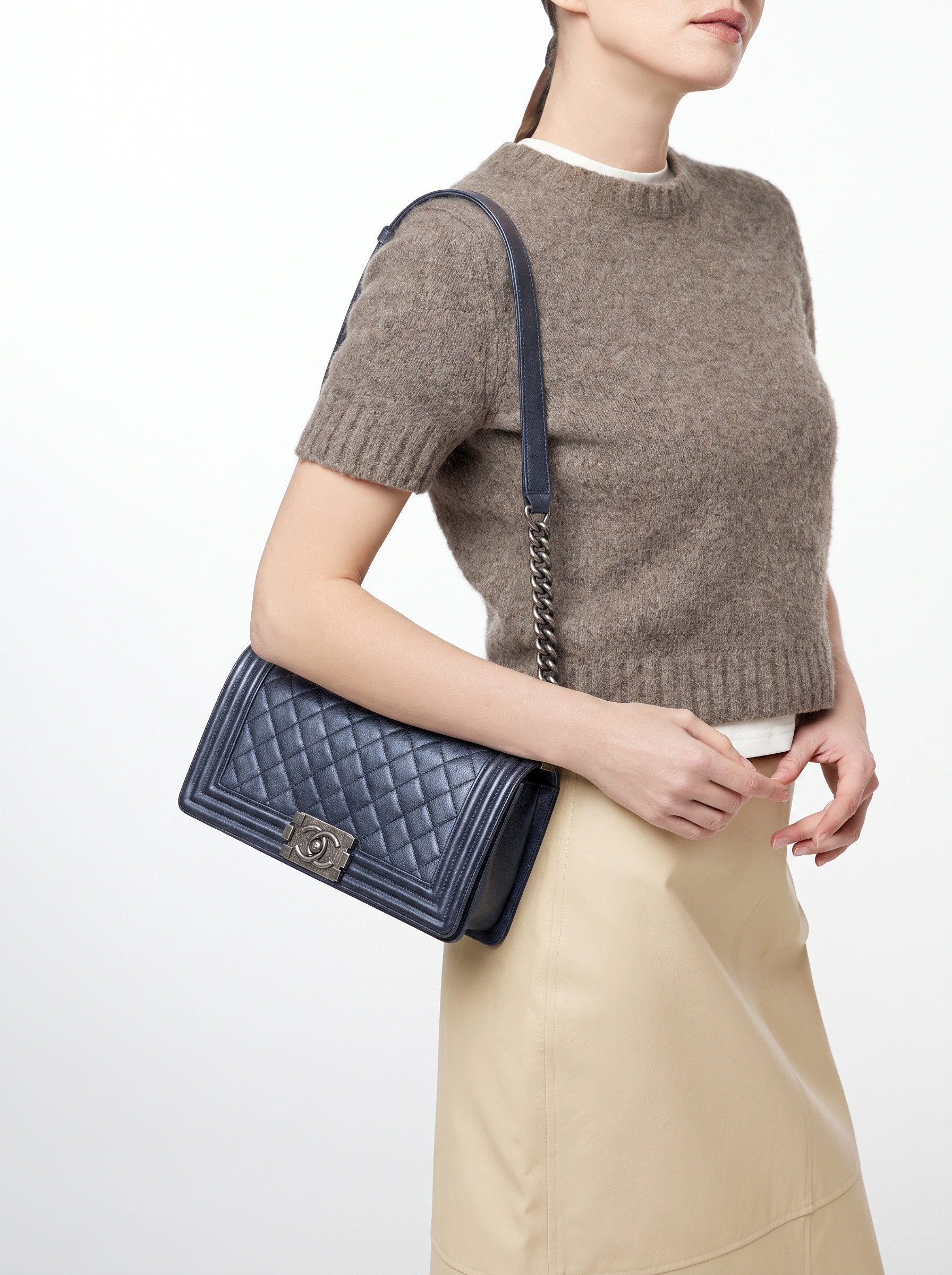 Сумки Chanel Boy изображение #2