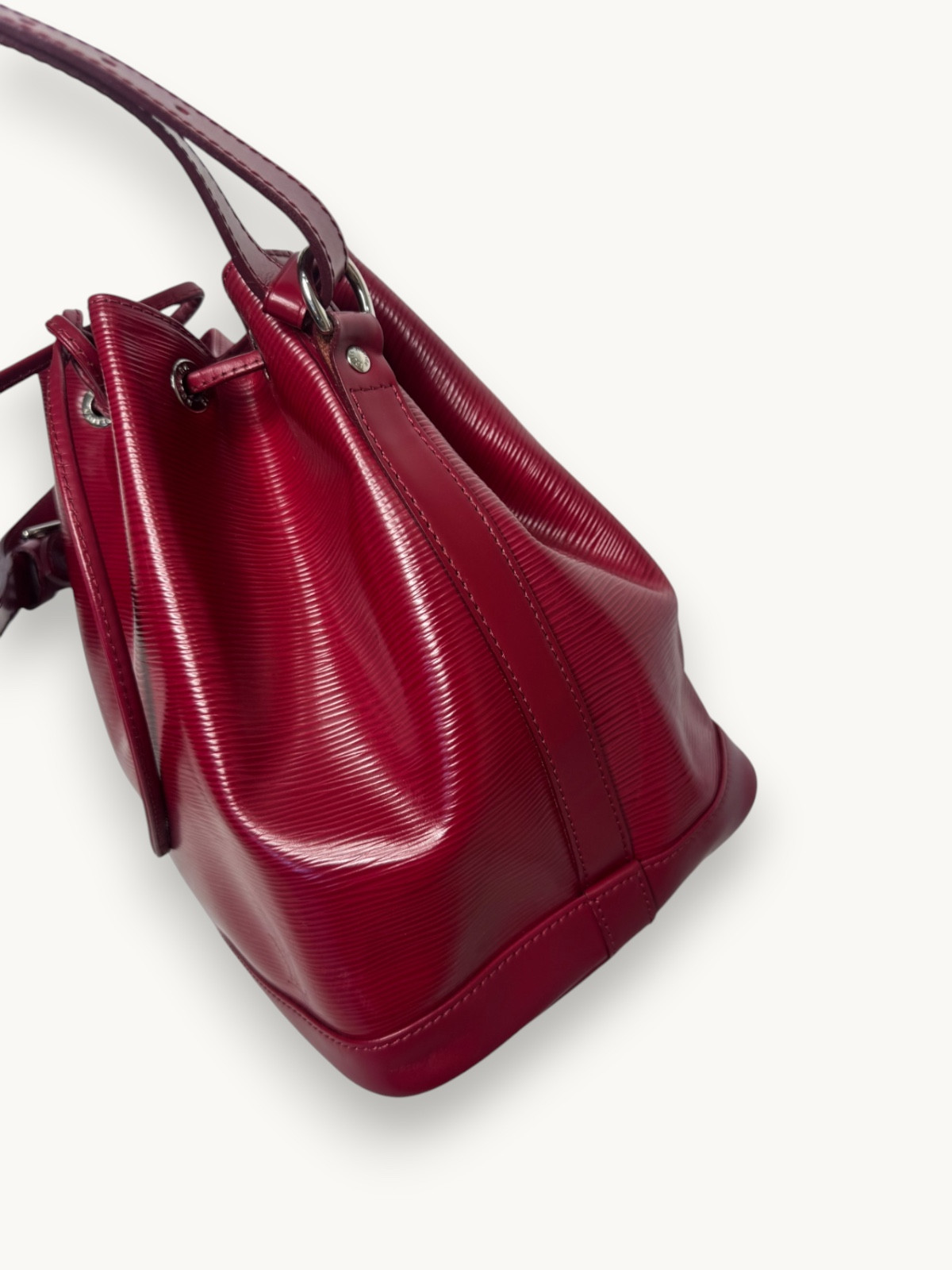 Сумки Louis Vuitton Noe изображение #5