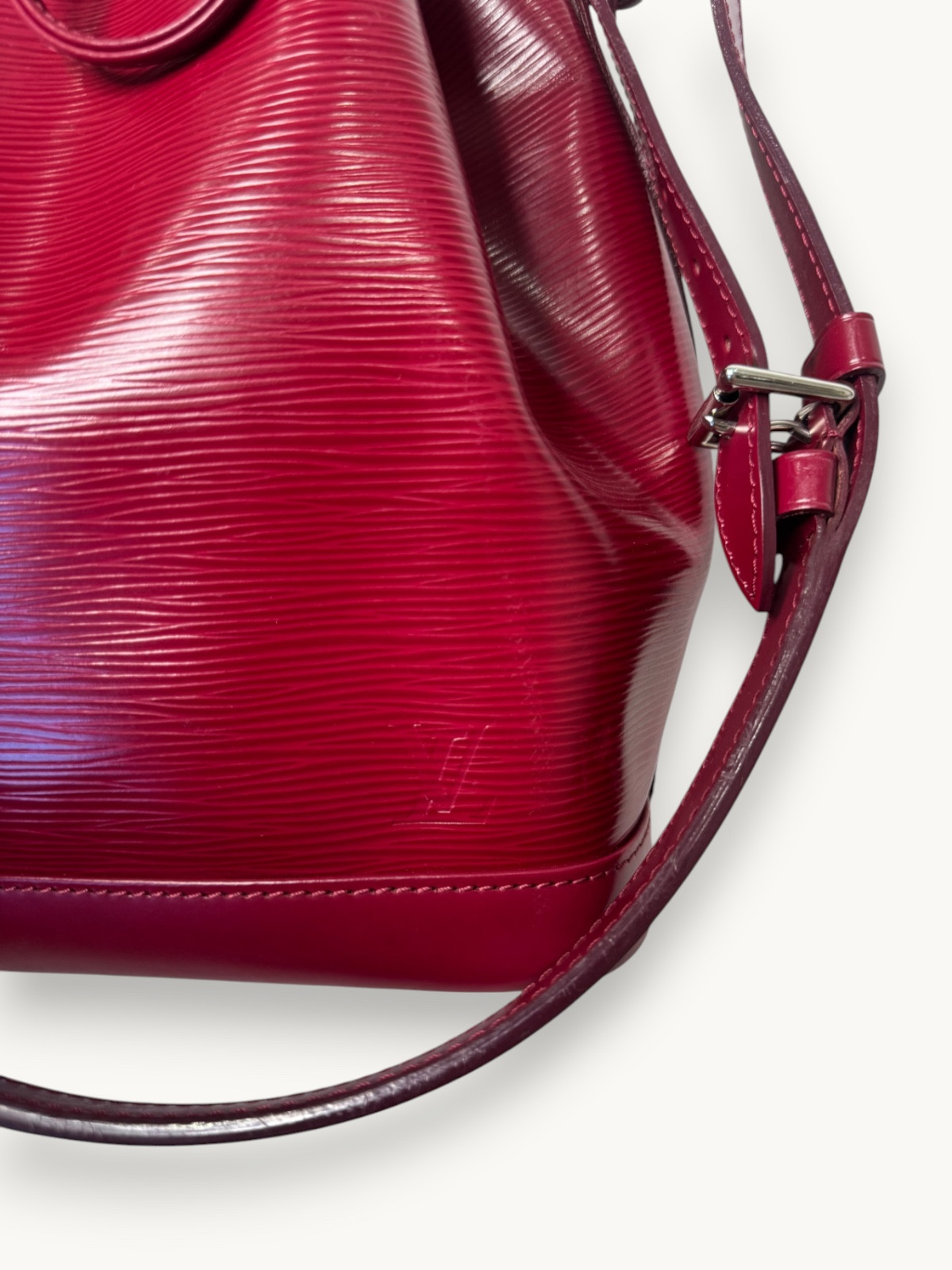 Сумки Louis Vuitton Noe изображение #8