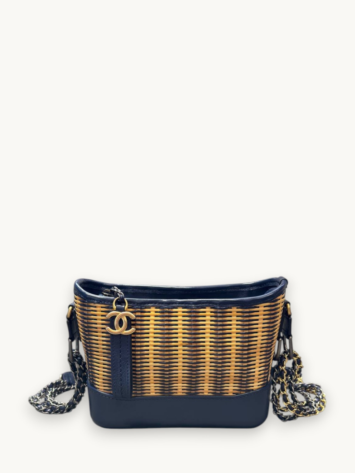 Сумки Chanel Gabrielle изображение #1