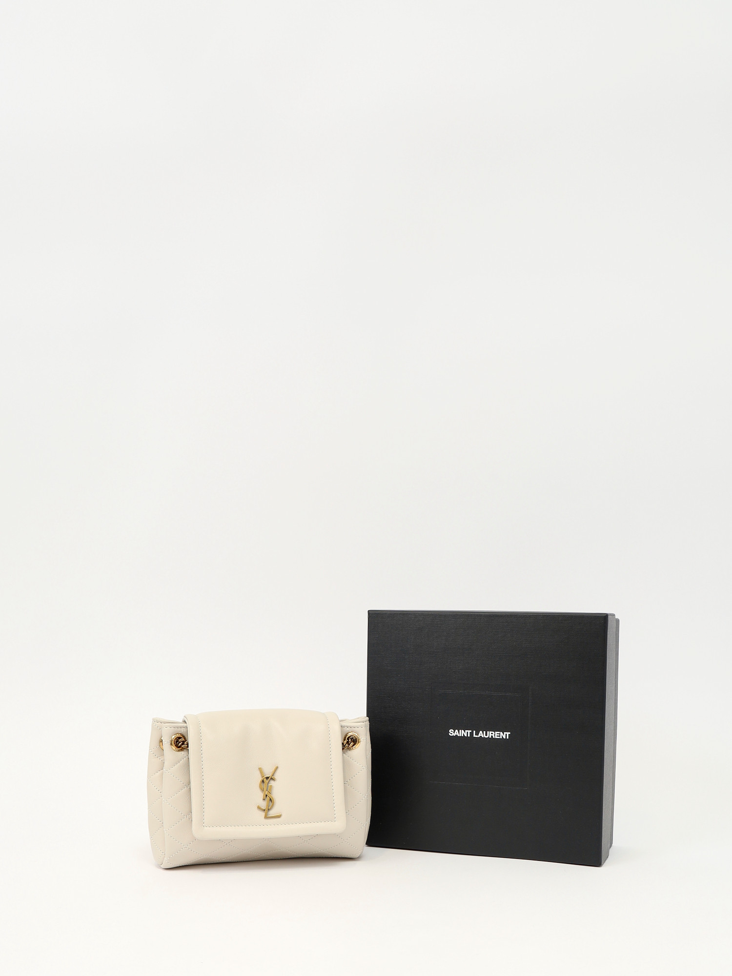 Сумки Saint Laurent Nolita изображение #5