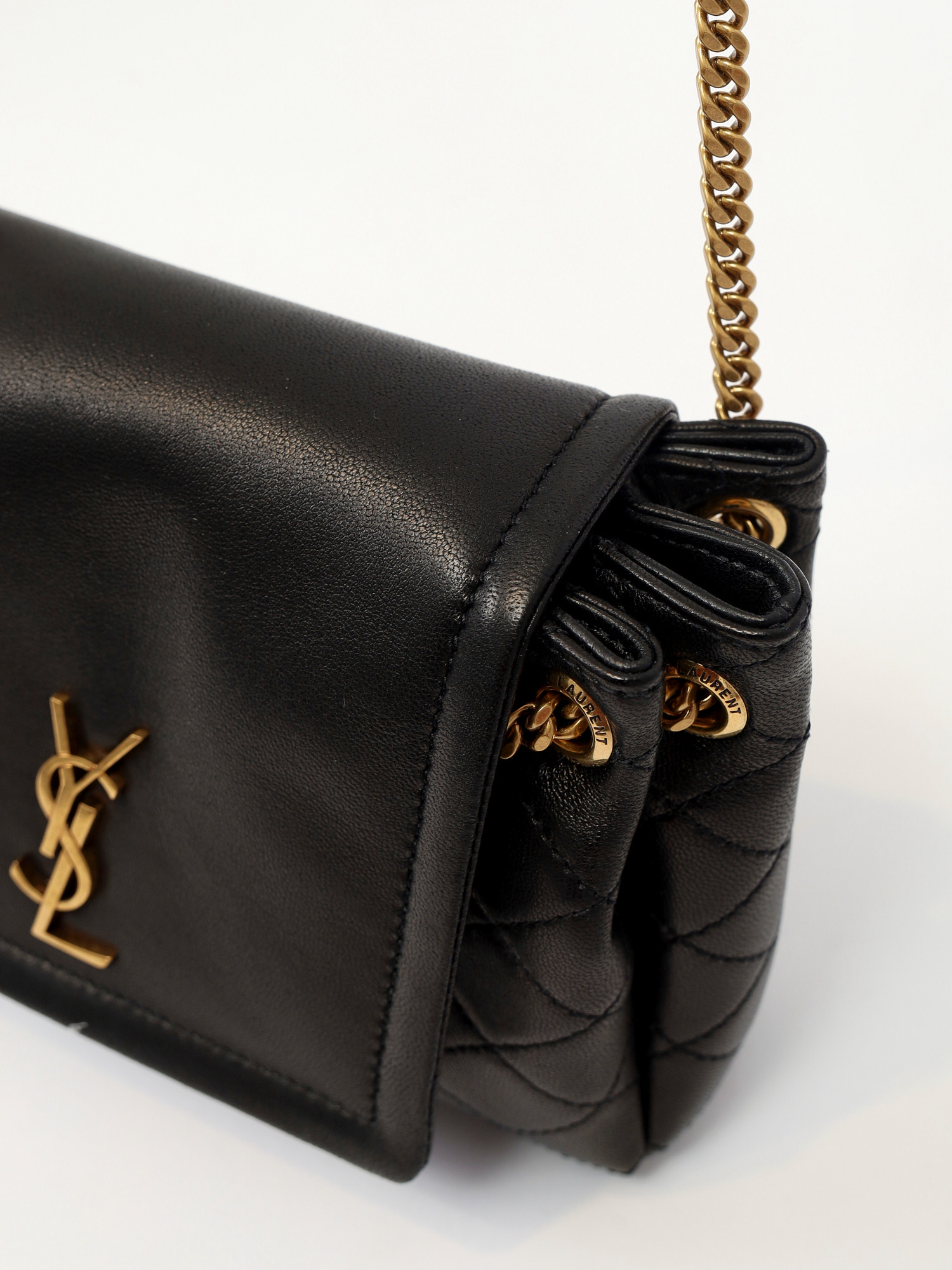 Сумки Saint Laurent Nolita  изображение #9