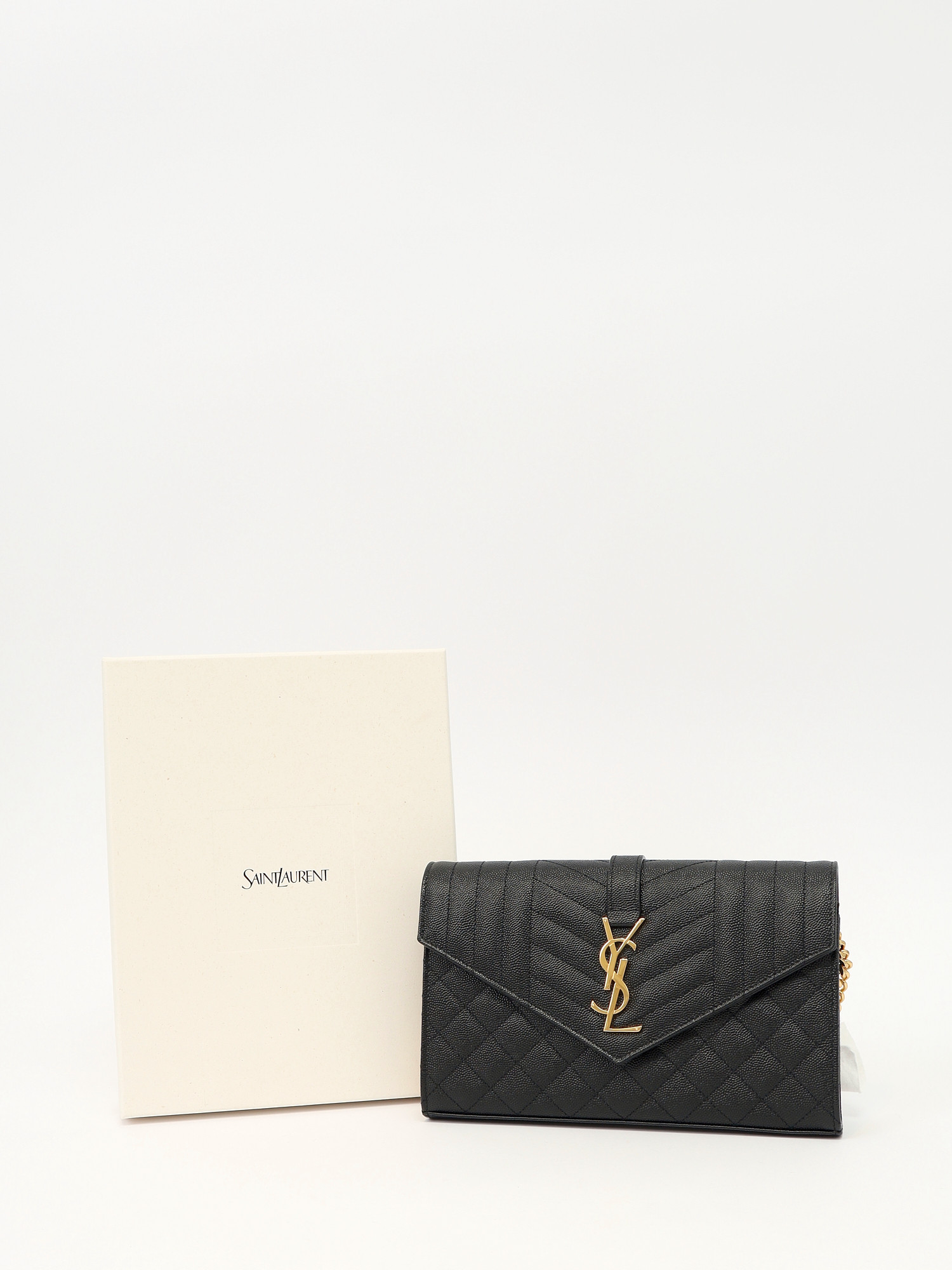 Сумки Saint Laurent Envelope изображение #3