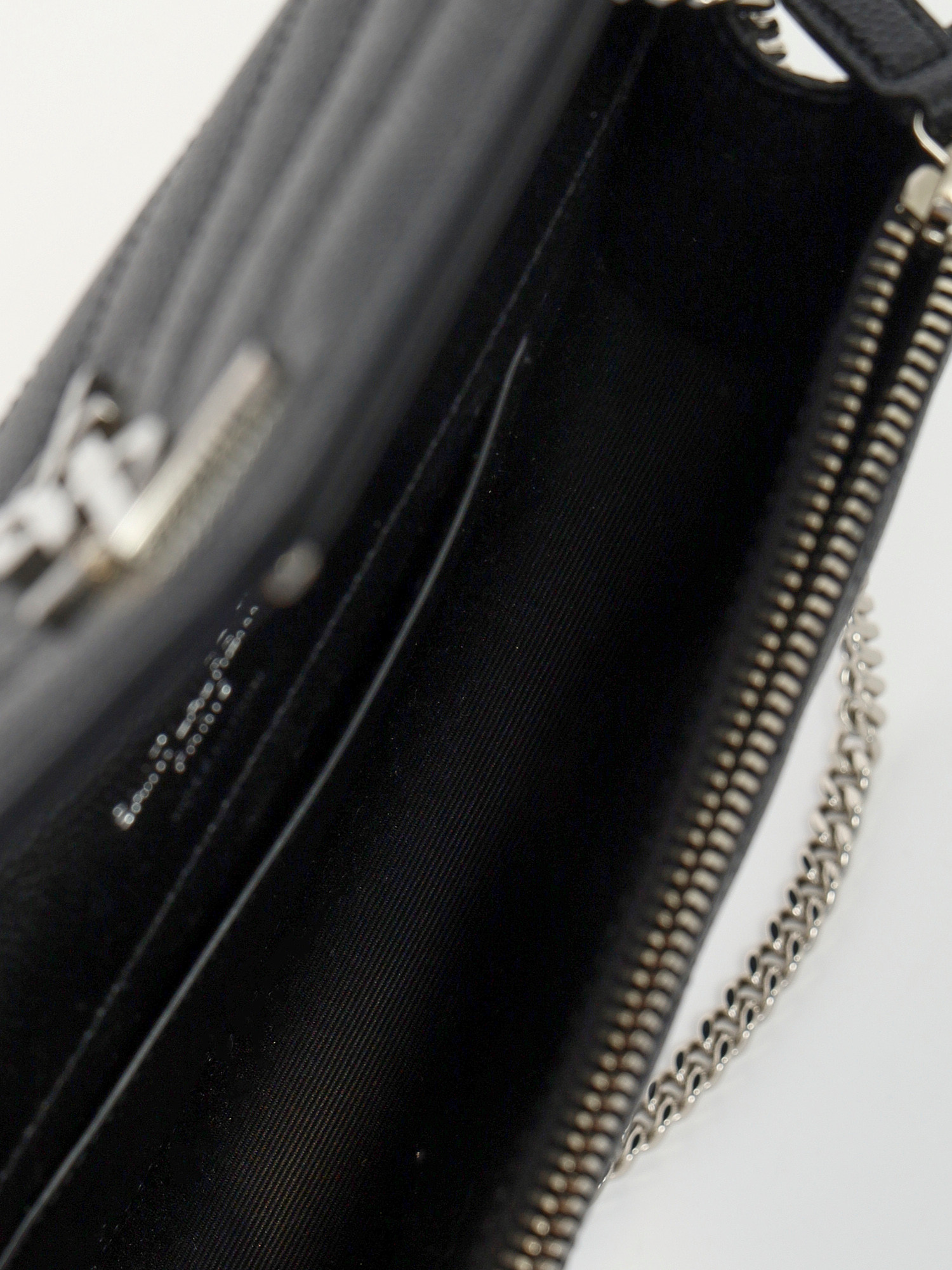 Сумки Saint Laurent Cassandre изображение #12