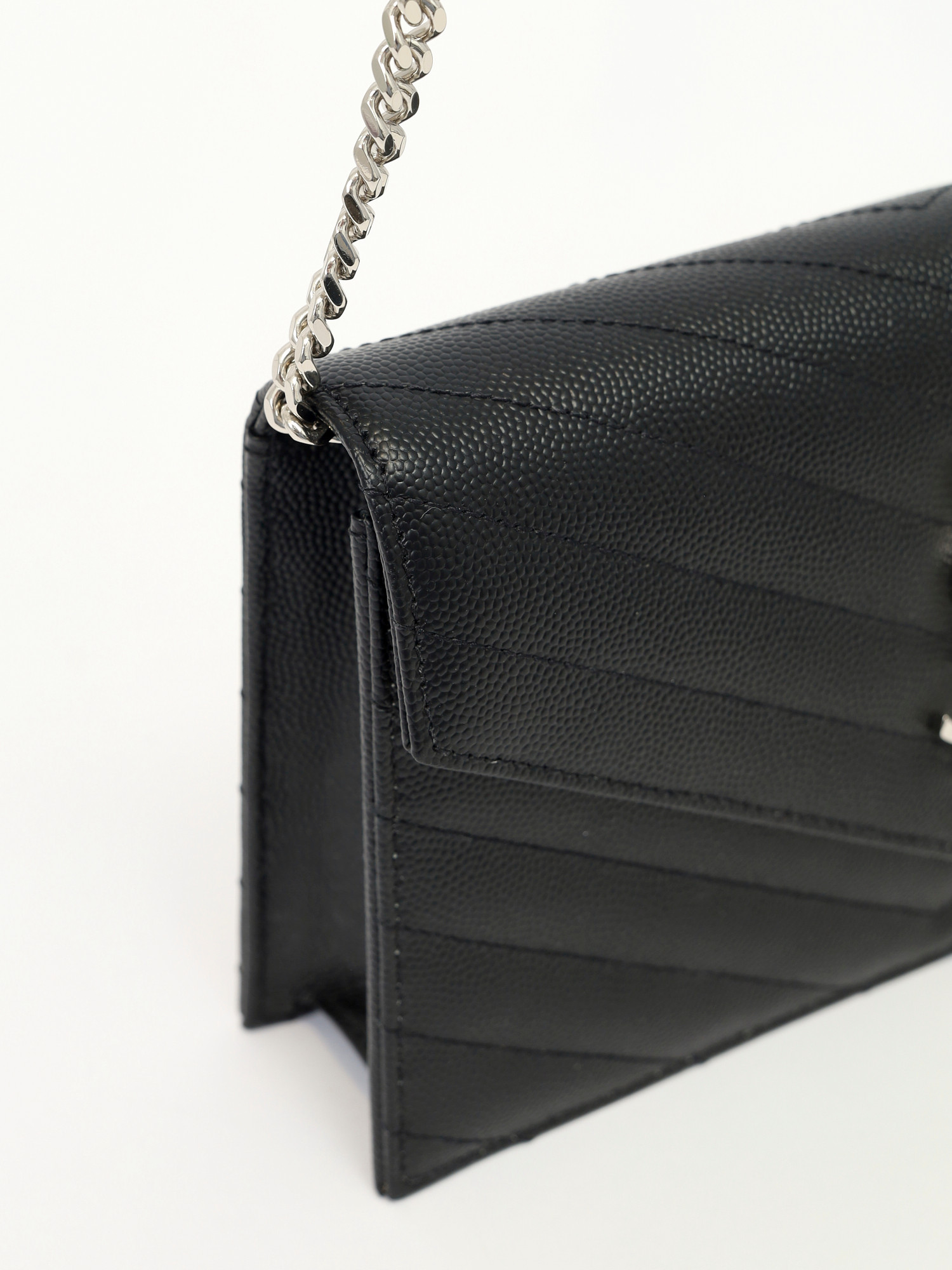 Сумки Saint Laurent Cassandre изображение #8