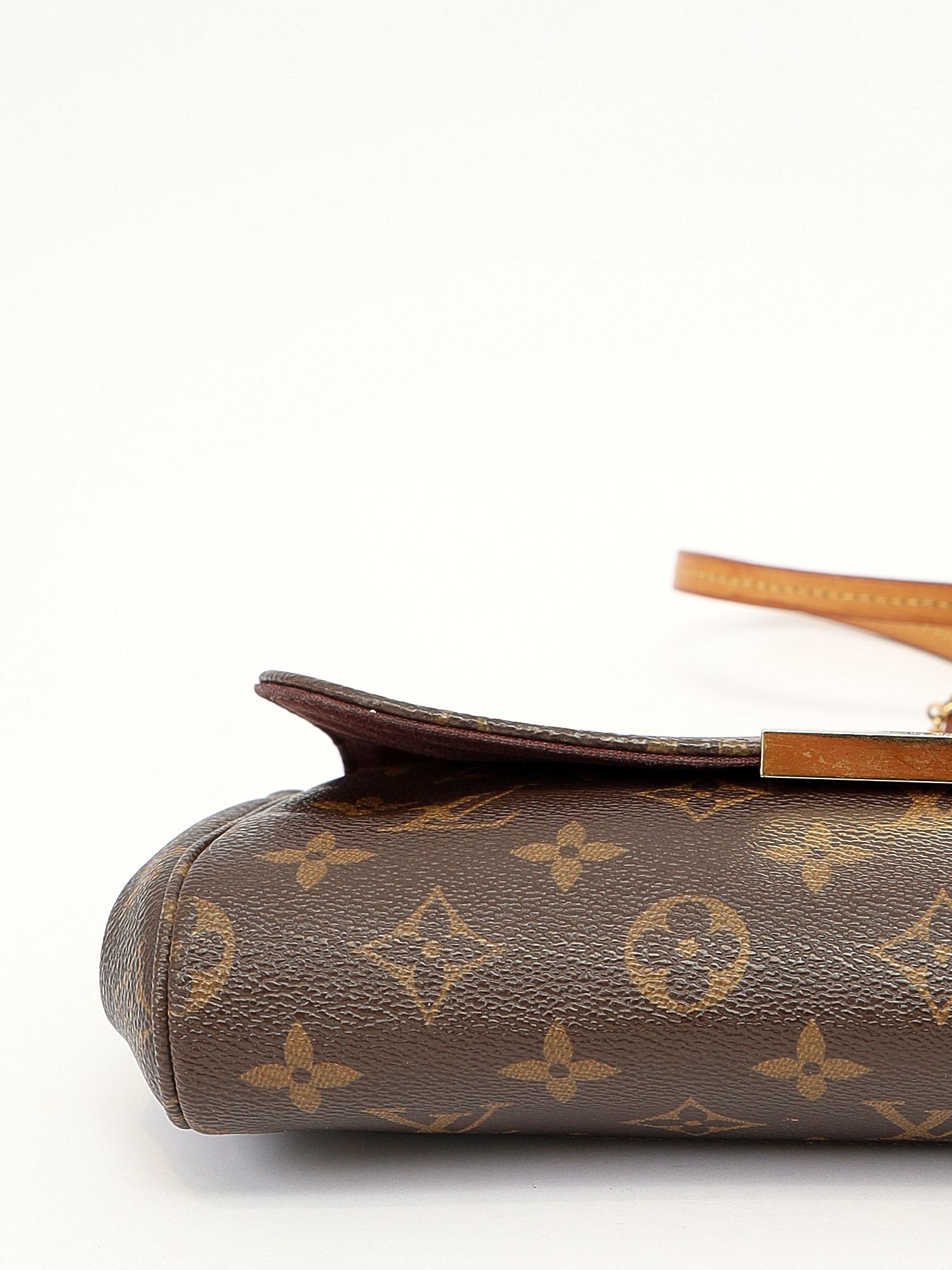 Сумки Louis Vuitton Favorite  изображение #10