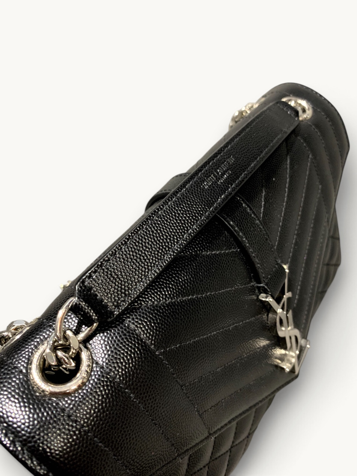 Сумки Saint Laurent Envelope изображение #5
