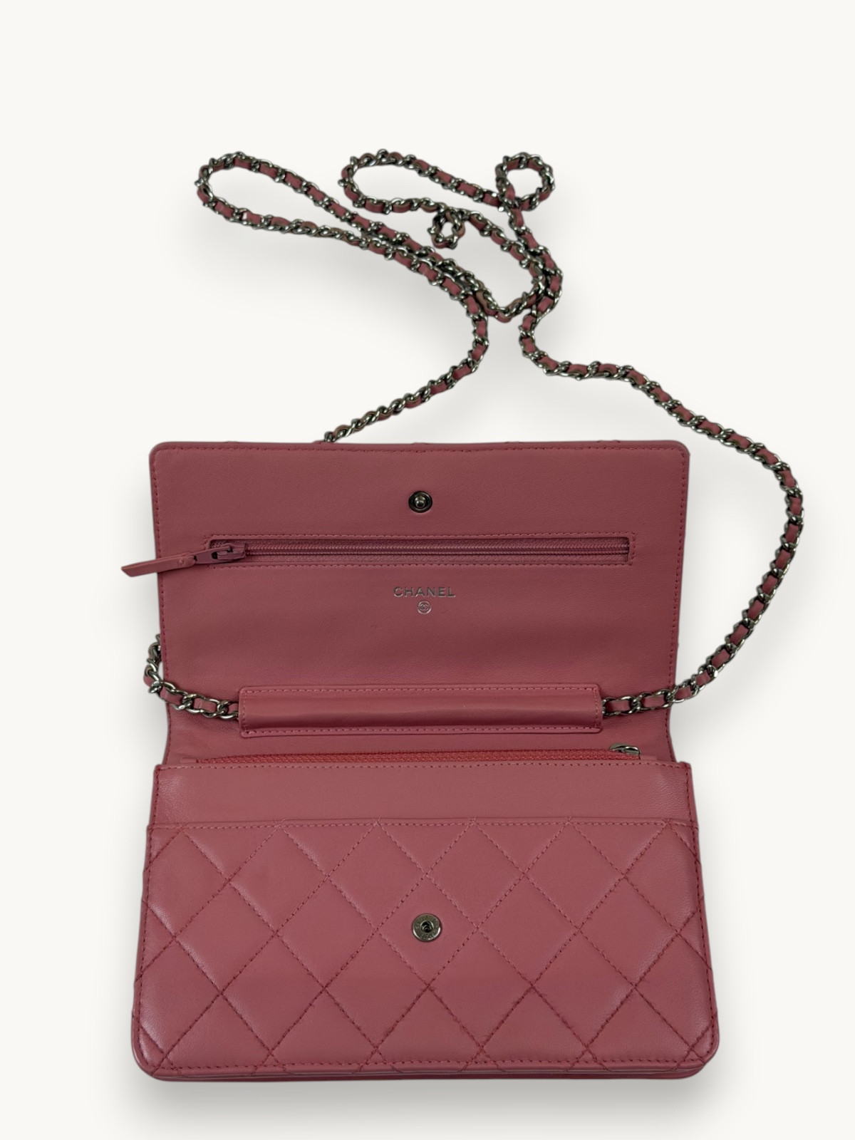 Сумки Chanel WOC  изображение #9