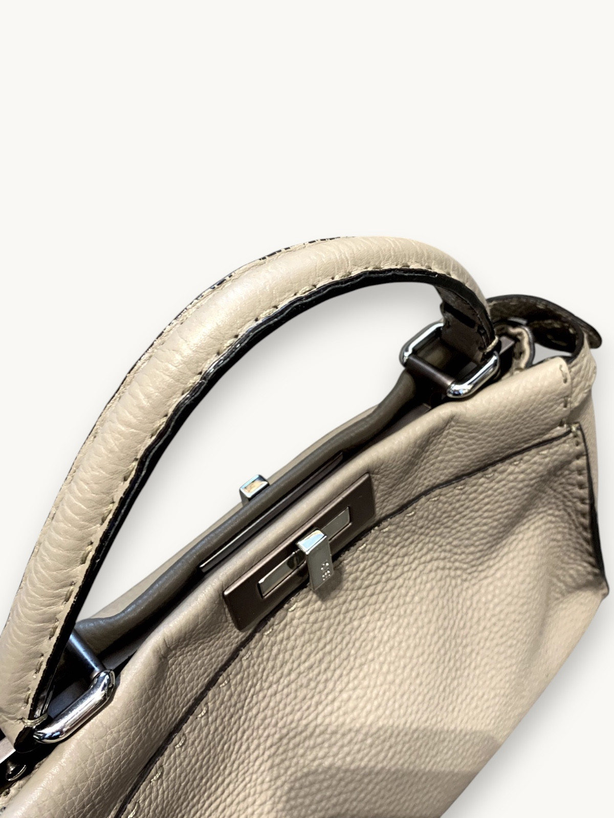 Сумки Fendi Peekaboo  изображение #8